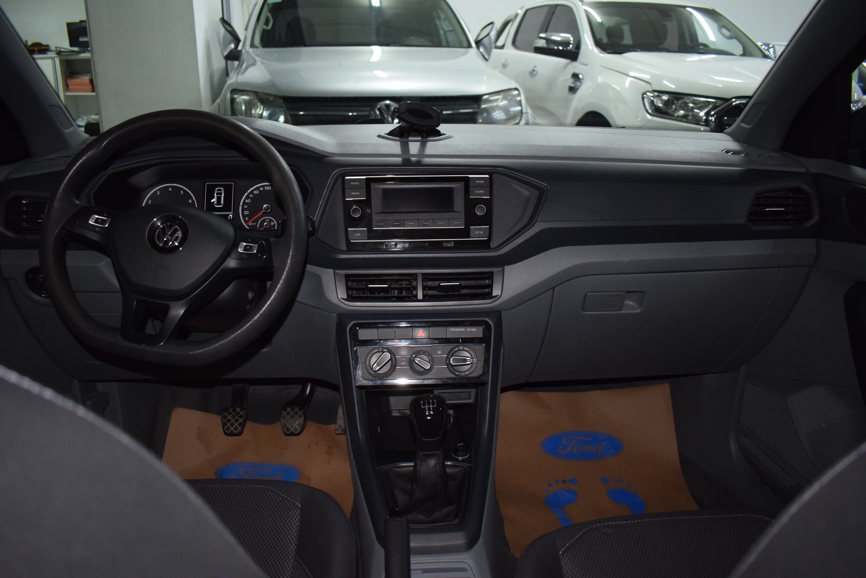 Volkswagen T CROSS TRENDLINE 1.6 9