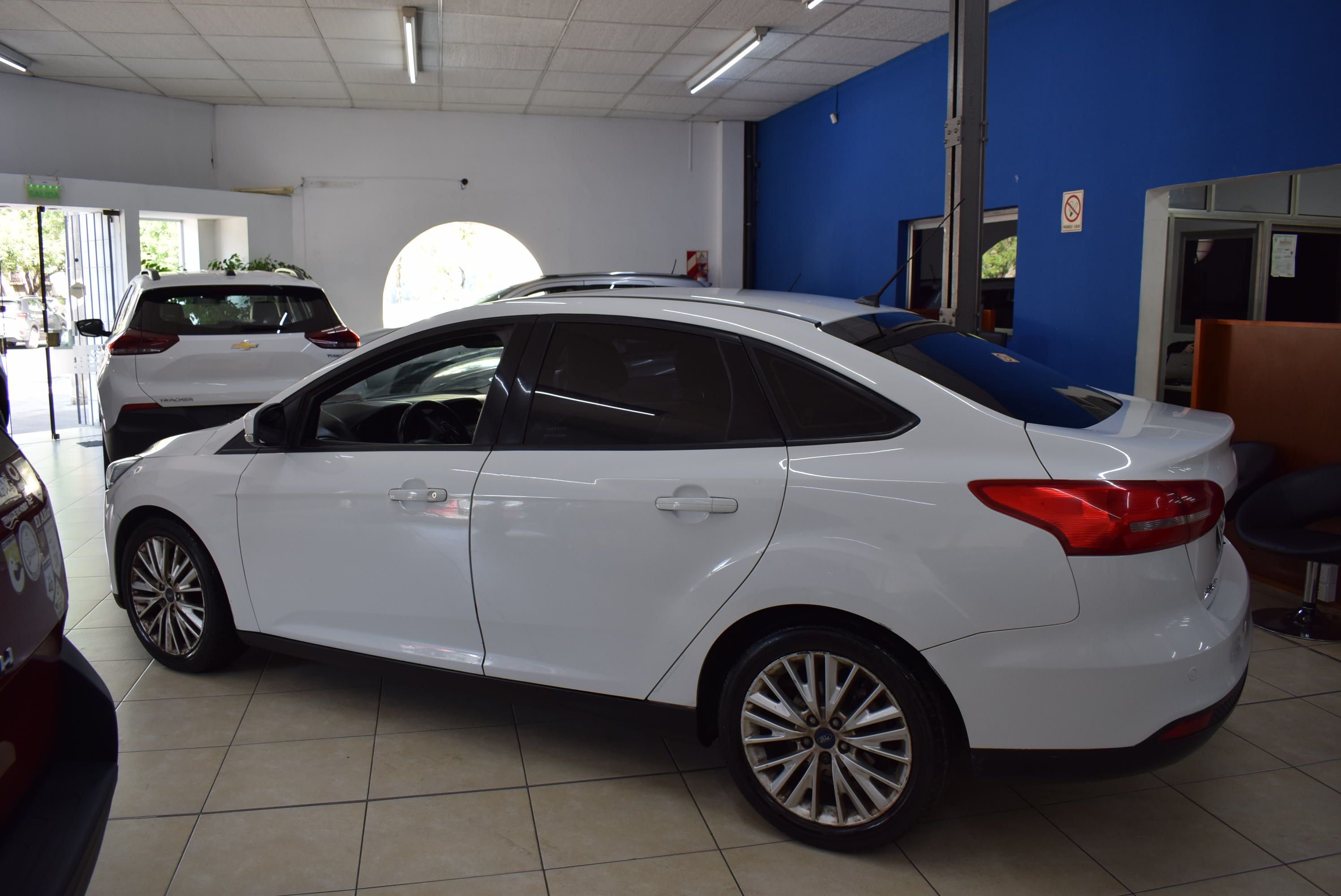 Ford FOCUS 2.0L N AT SE PLUS 3