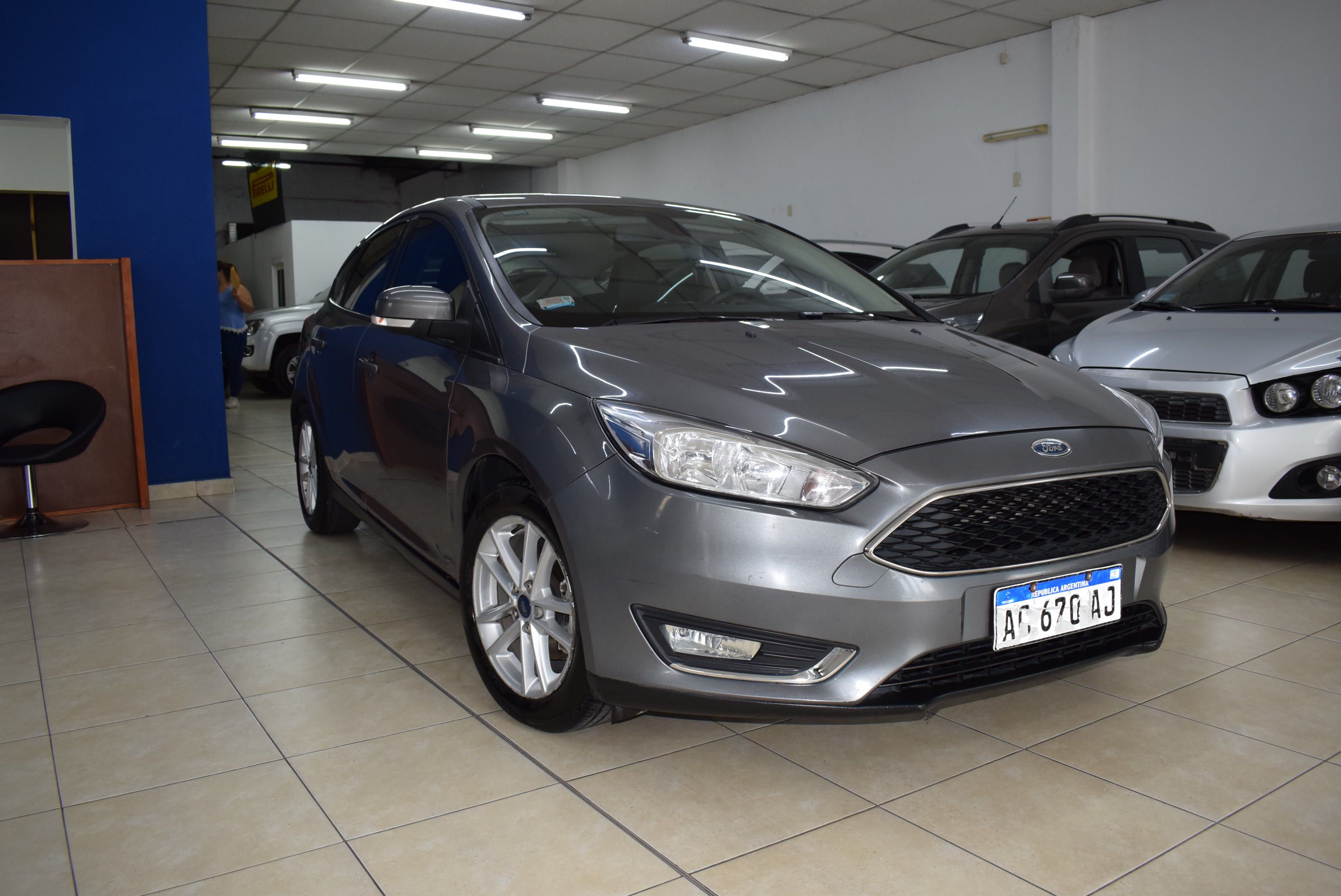 Ford FOCUS 2.0 SE AT 1