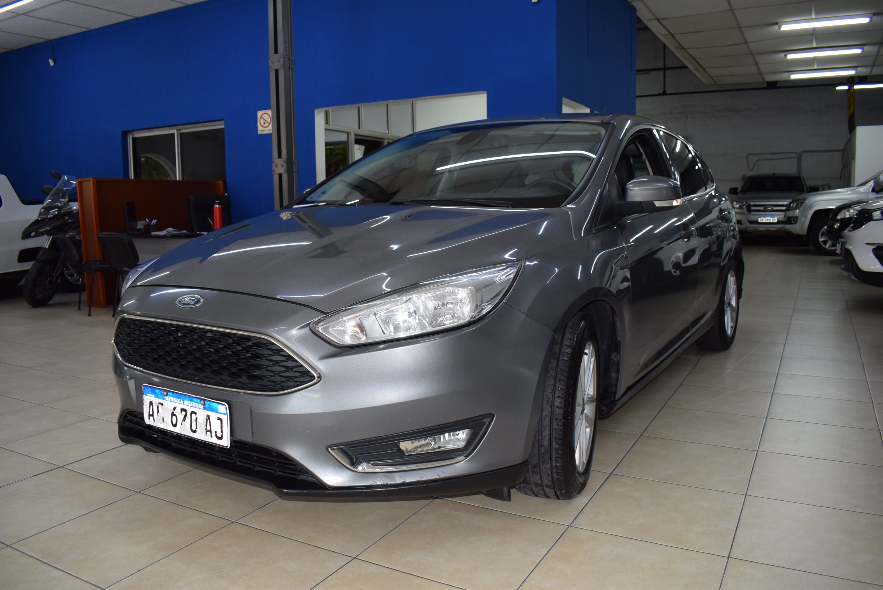 Ford FOCUS 2.0 SE AT 3