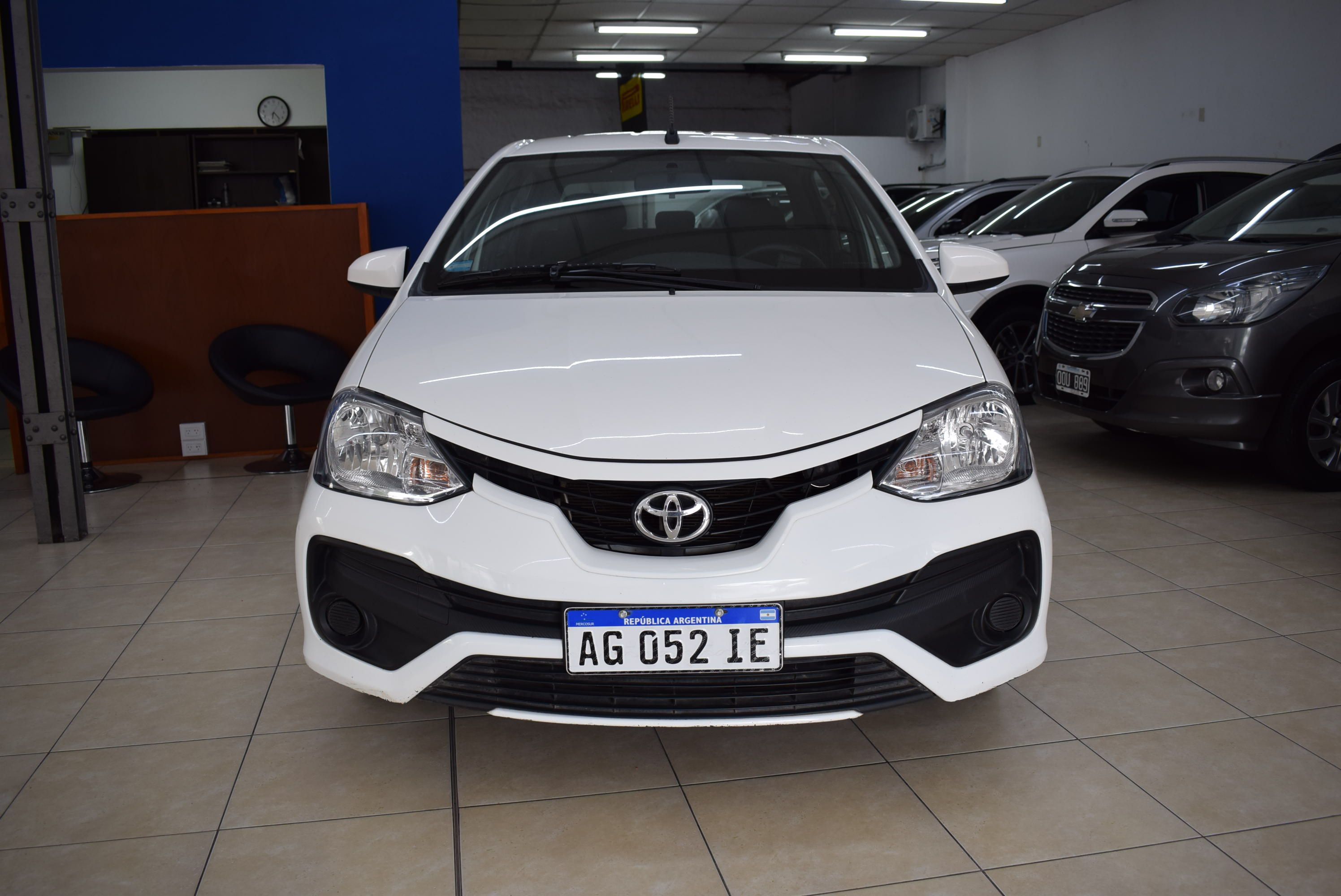 Toyota ETIOS X 1.5  2