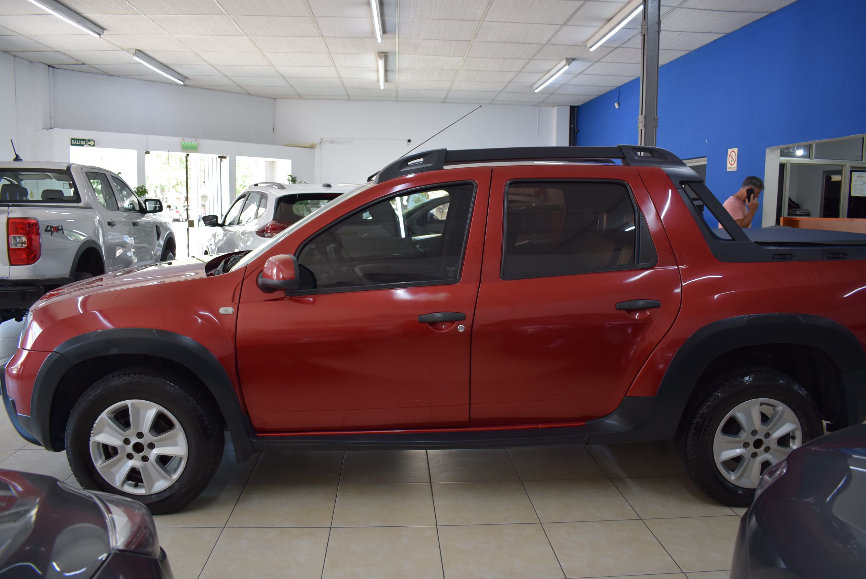 Renault DUSTER OROCH OUTSIDER 1.6 7