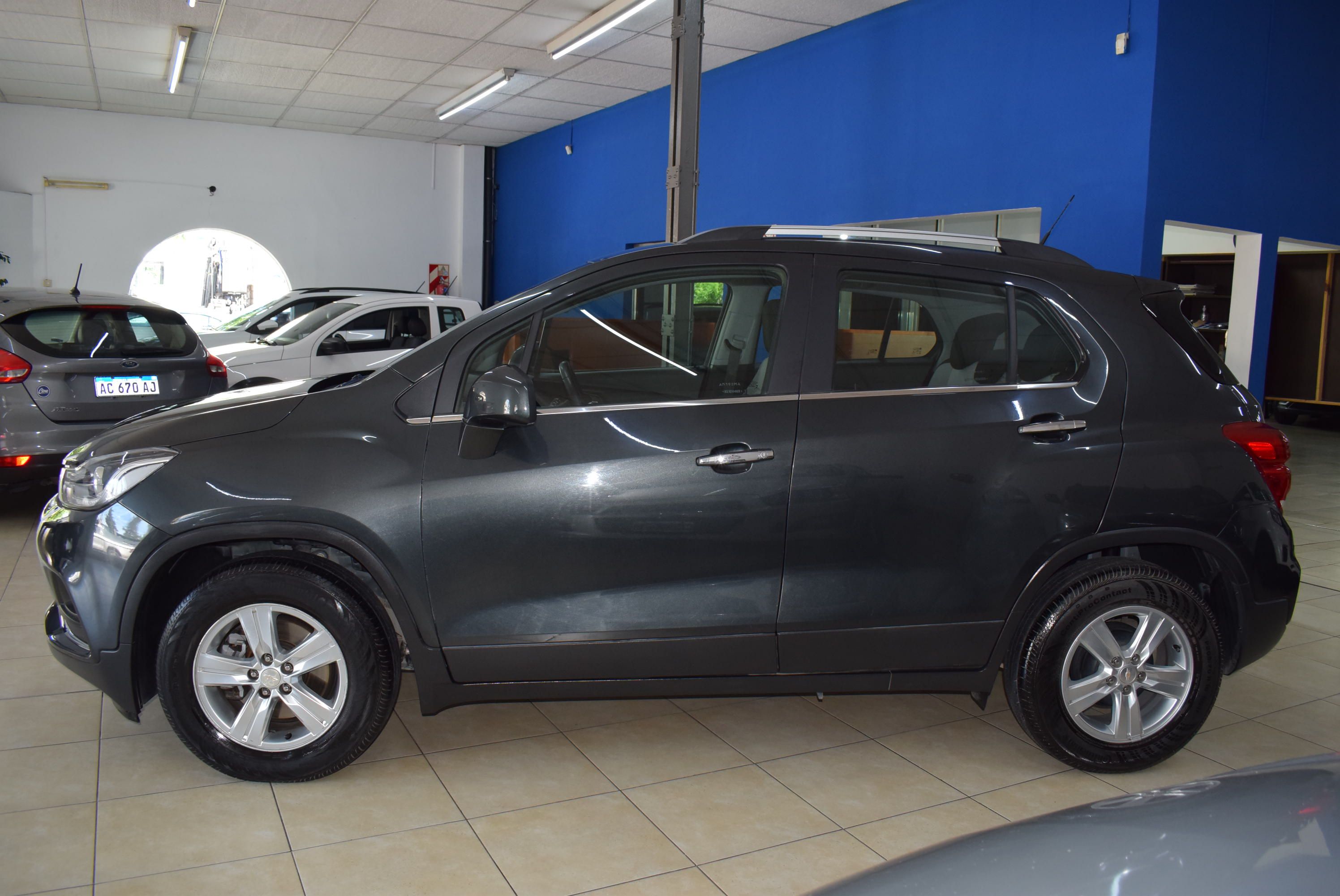 Chevrolet TRACKER LTZ PREMIER 4