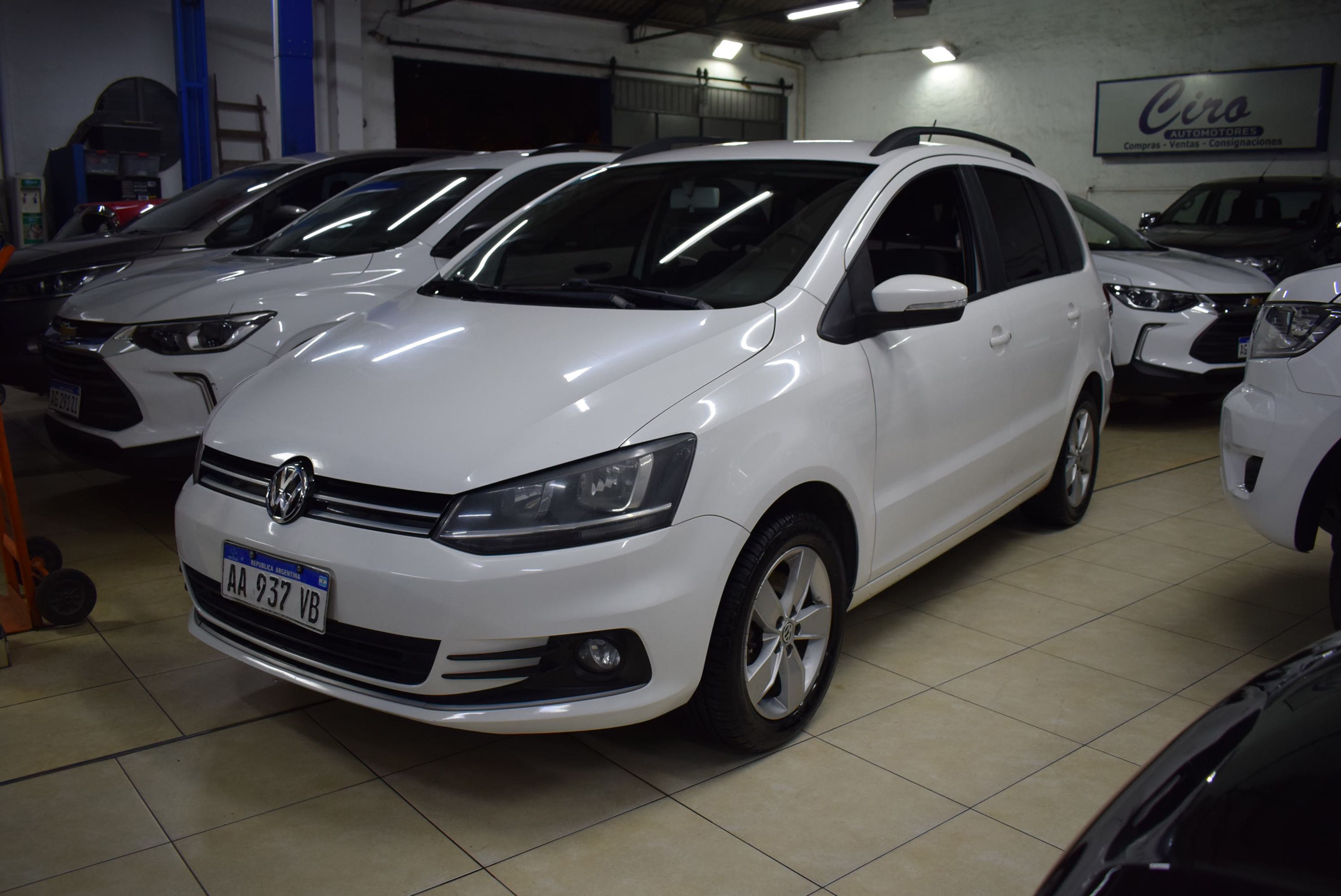 Volkswagen SURAN TRENDLINE 1.6 M 5P 1