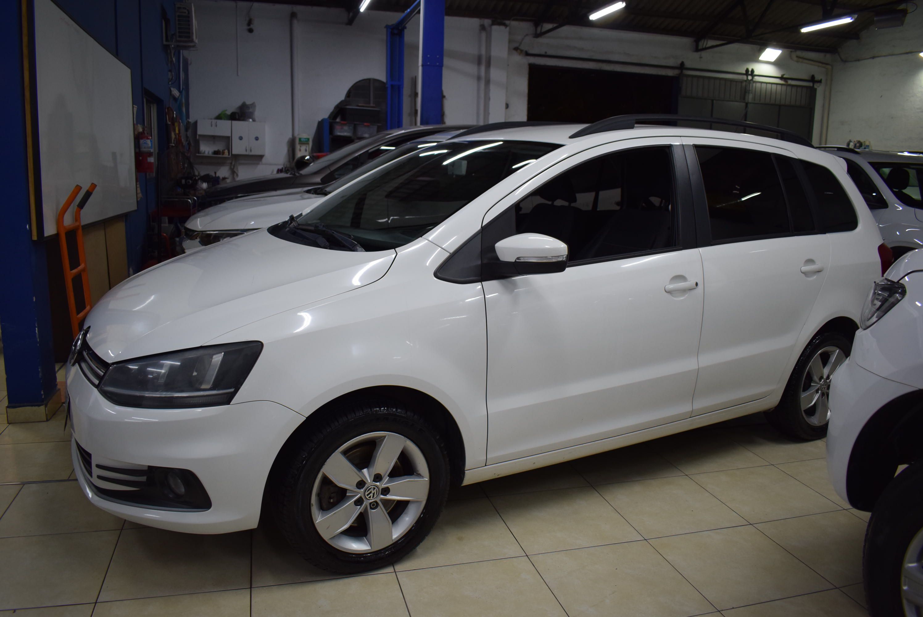 Volkswagen SURAN TRENDLINE 1.6 M 5P 4