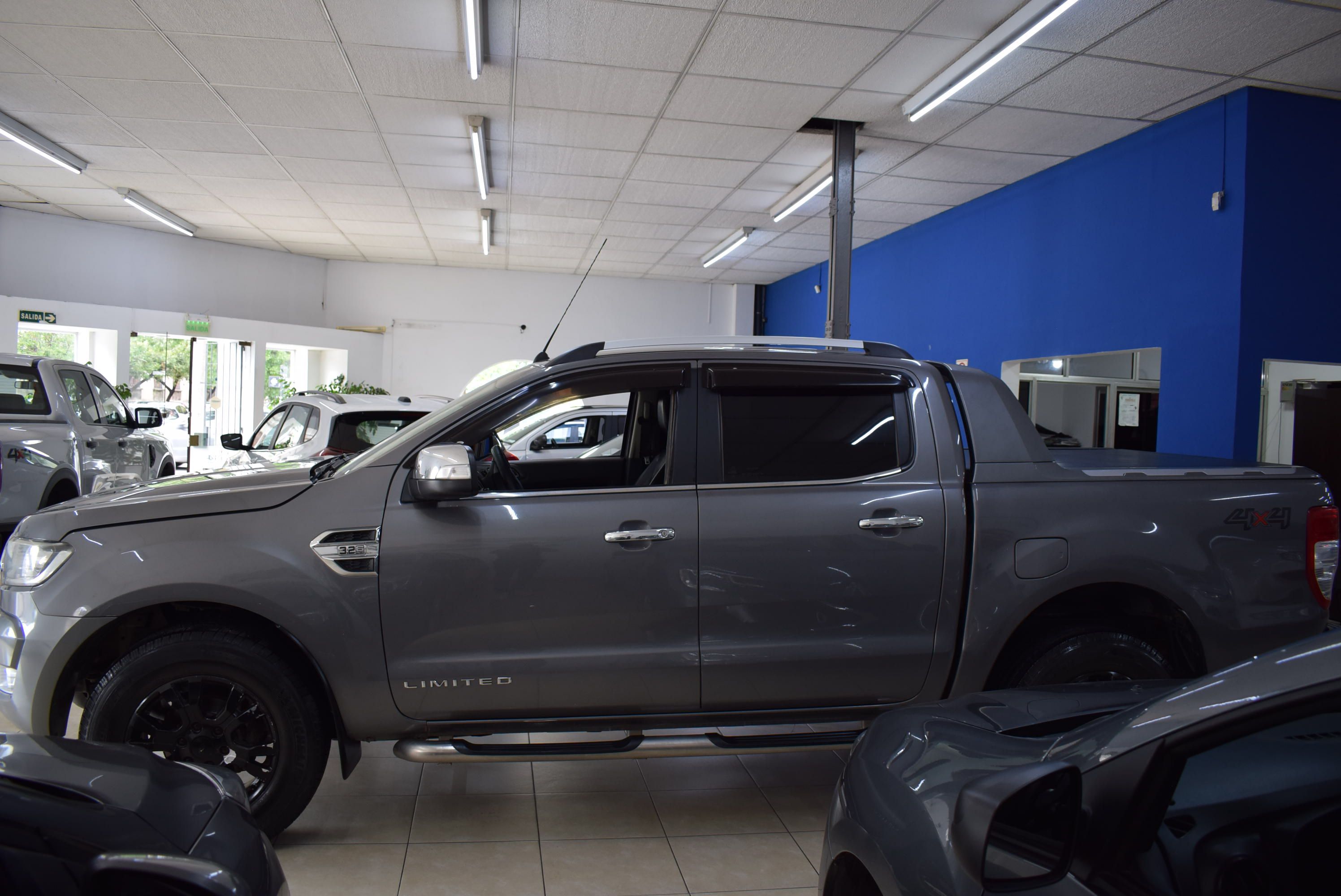 Ford RANGER DC 4X4 LTD AT 3.2L 3