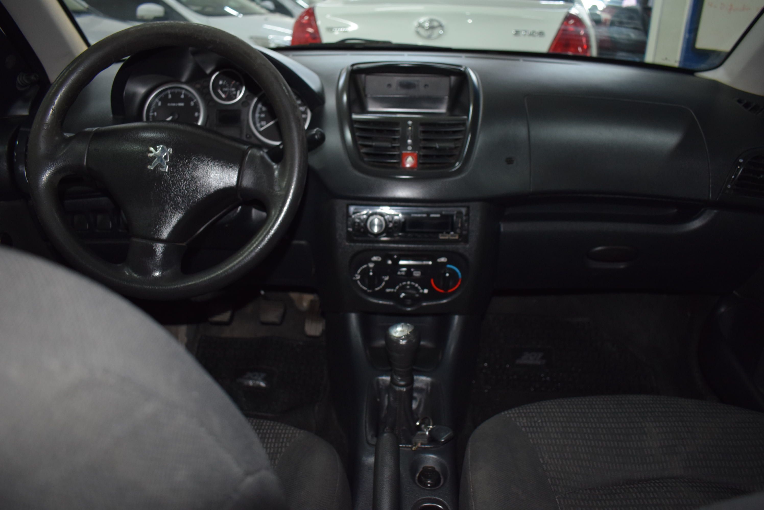 Peugeot 207 COMPACT ACTIVE 1.4N 4
