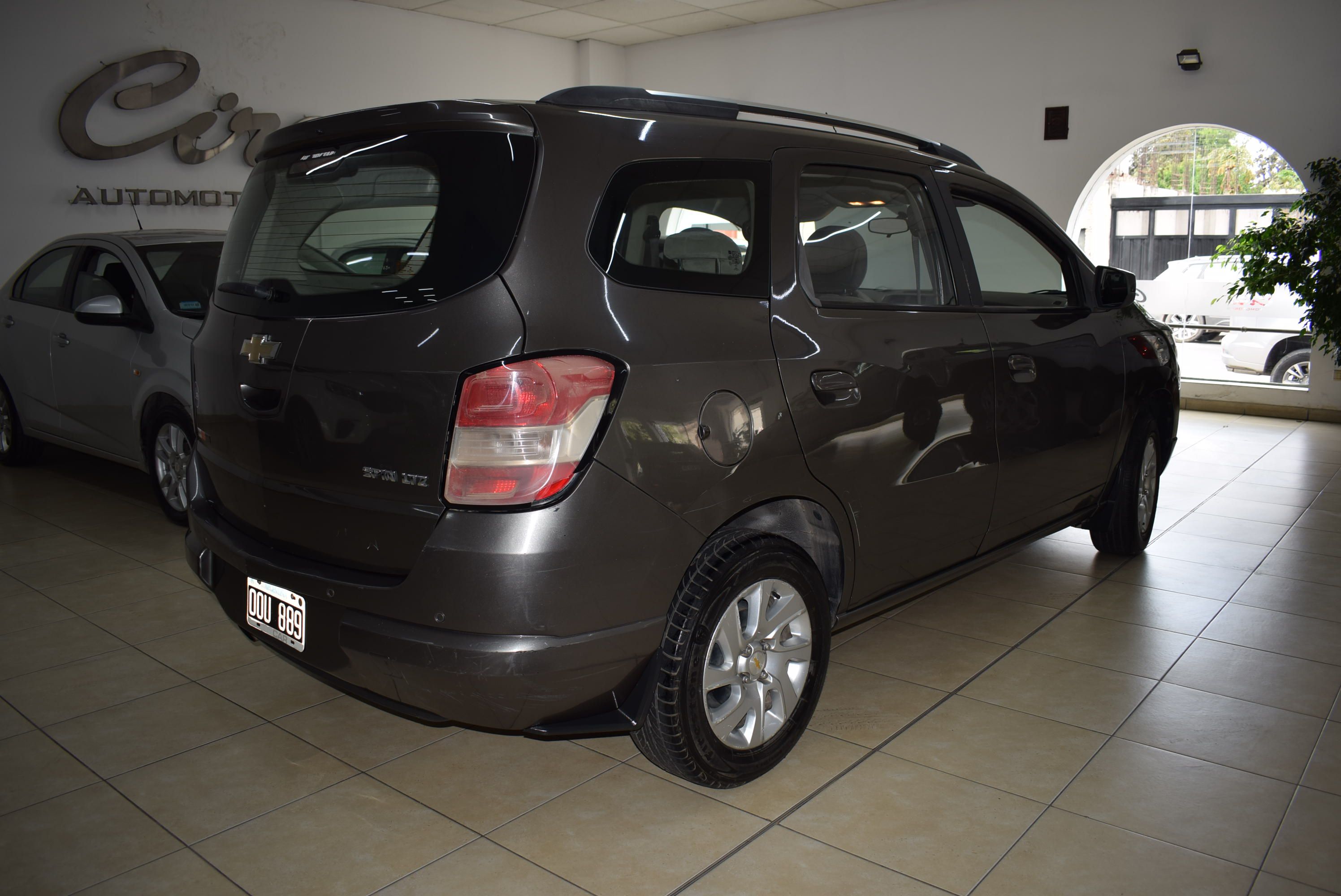 Chevrolet SPIN LTZ 7