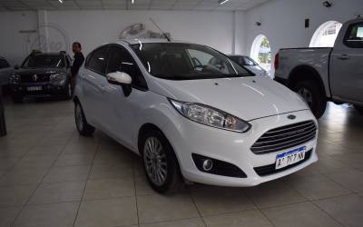 Ford FIESTA 1.6 SE POWERSHIFT AT