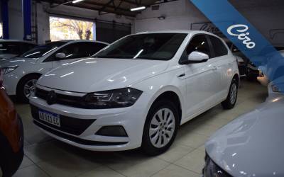 Volkswagen POLO TRENDLINE1.6 MSI MT