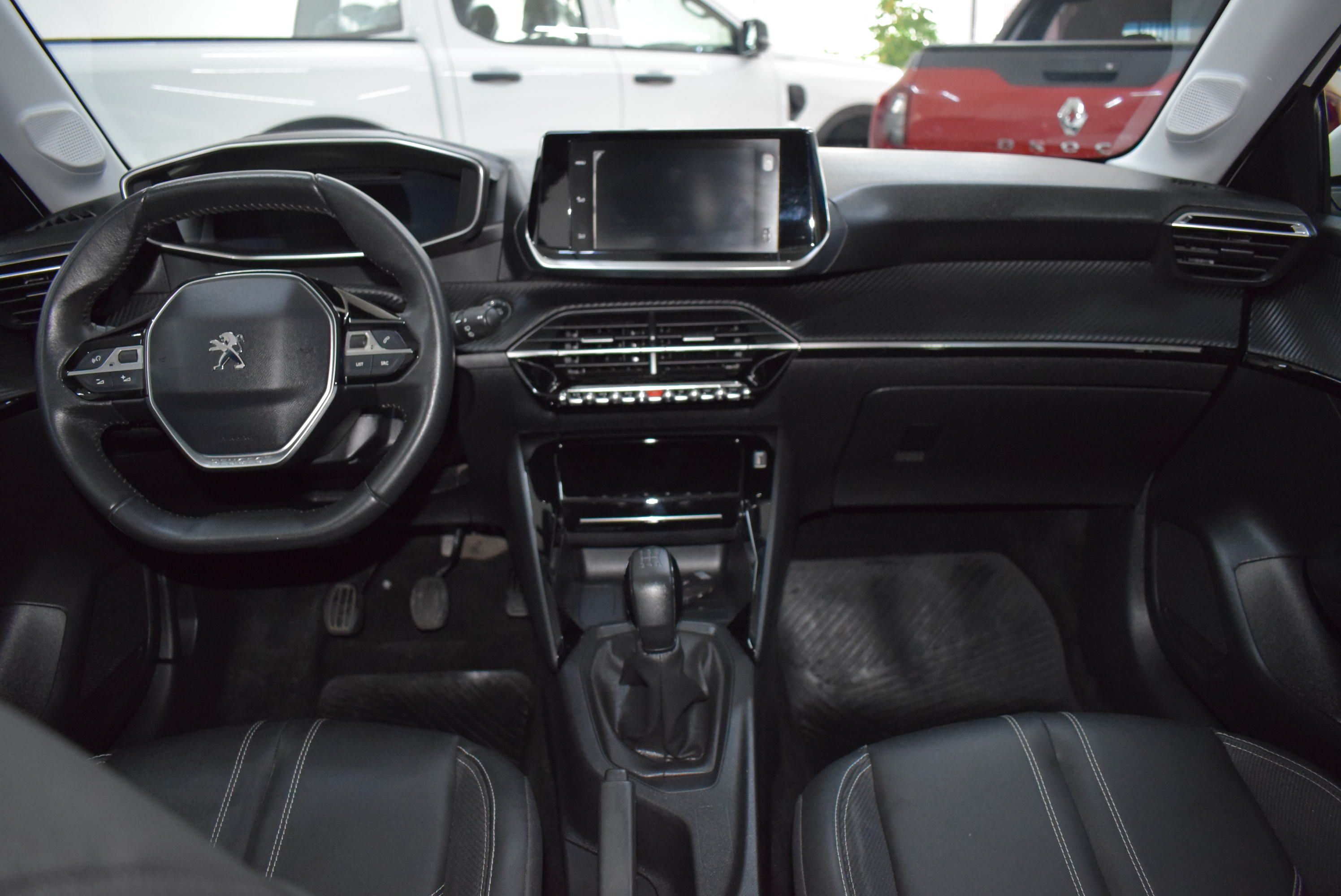 Peugeot 208 ALLURE  6