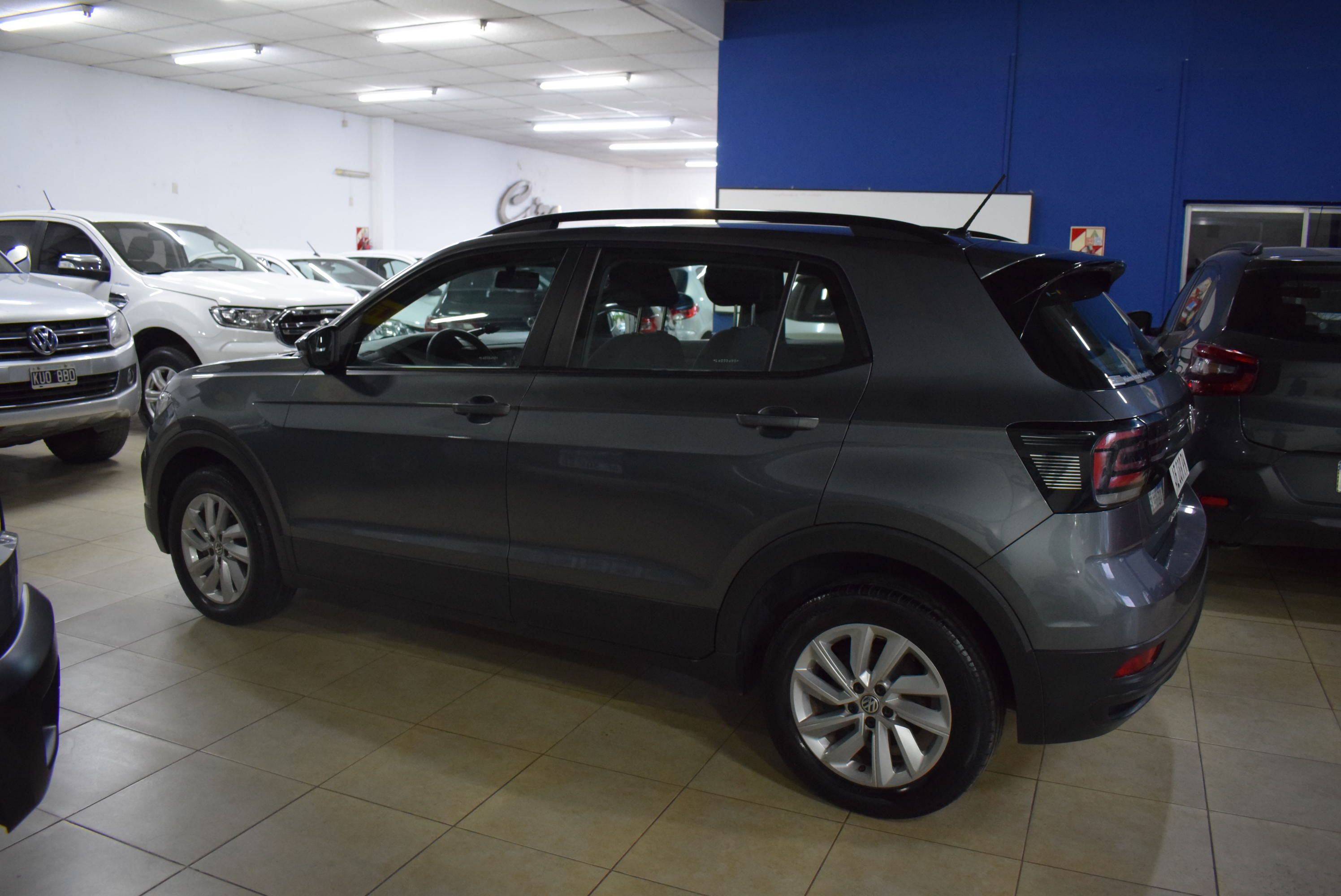 Volkswagen T CROSS TRENDLINE 1.6 7