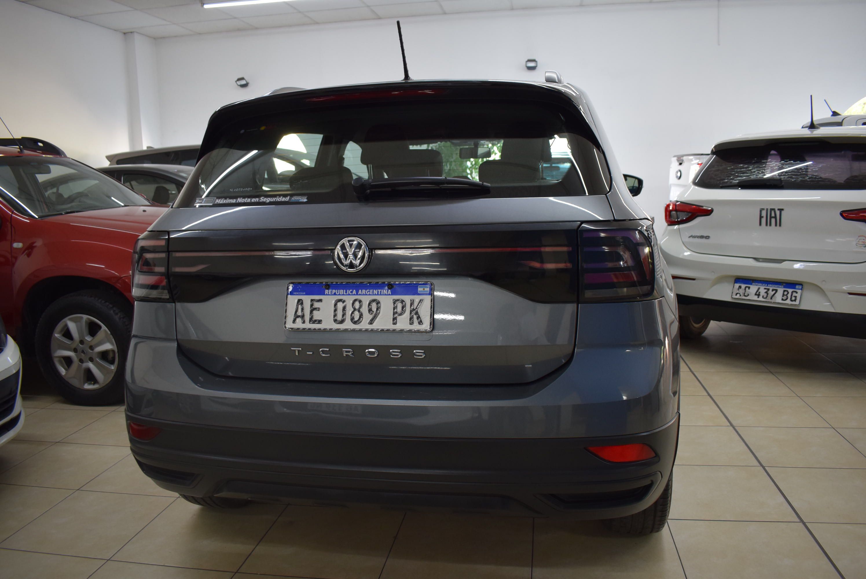 Volkswagen T CROSS TRENDLINE 1.6 8