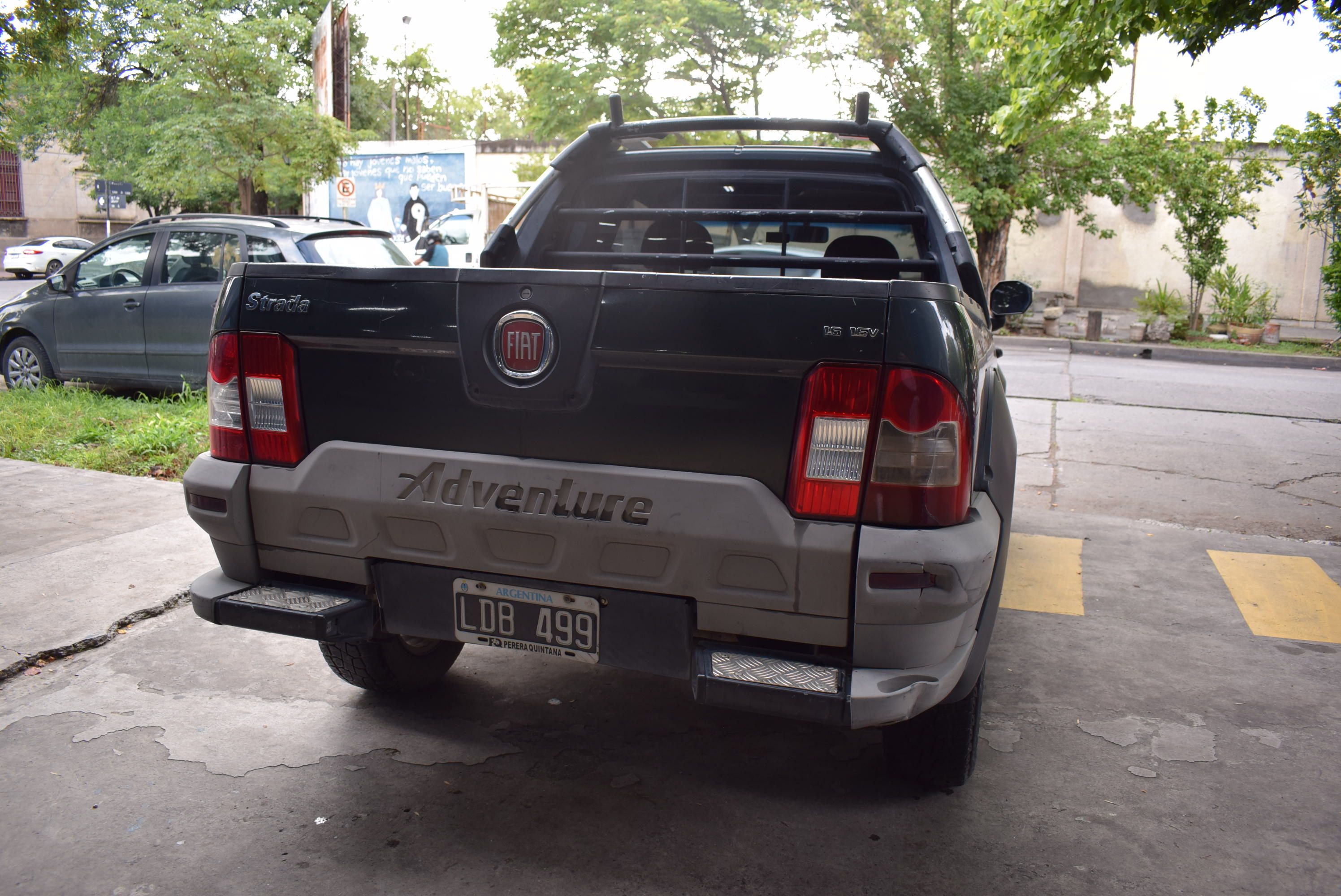 Fiat STRADA 1.6 ADVENTURE 7