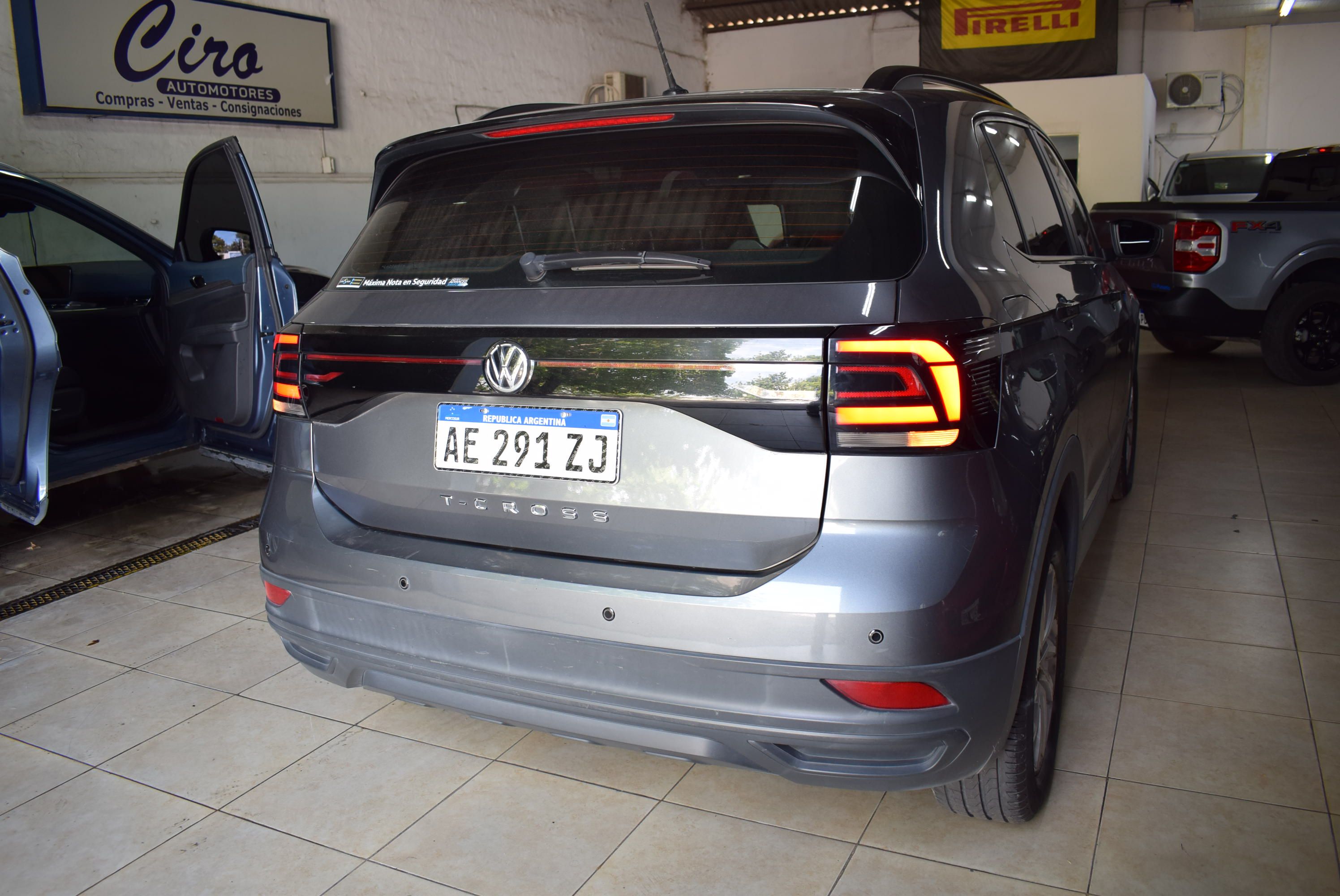 Volkswagen TCROSS TRENDLINE 1.6 8
