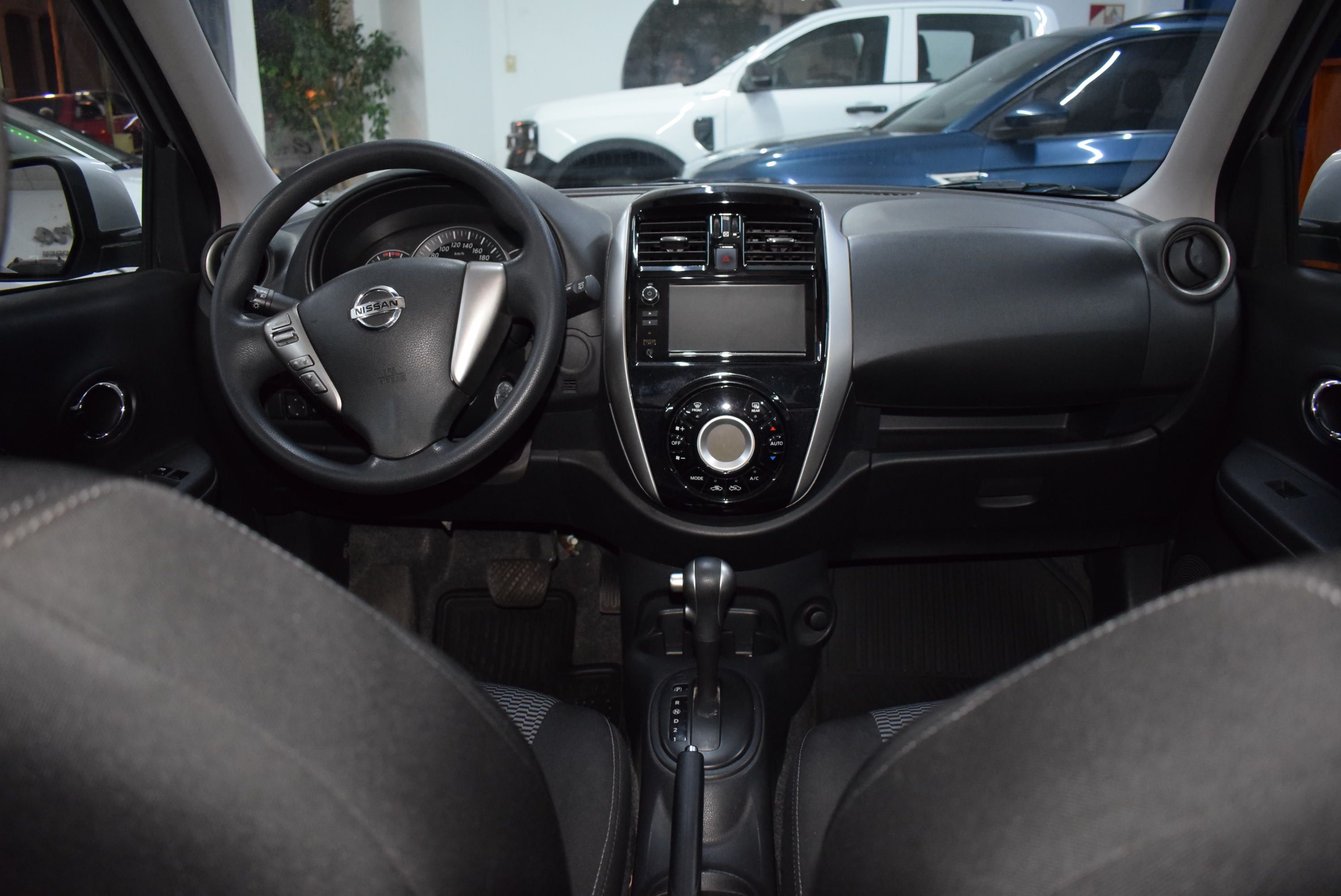 Nissan MARCH ADVANCE 1.6 6