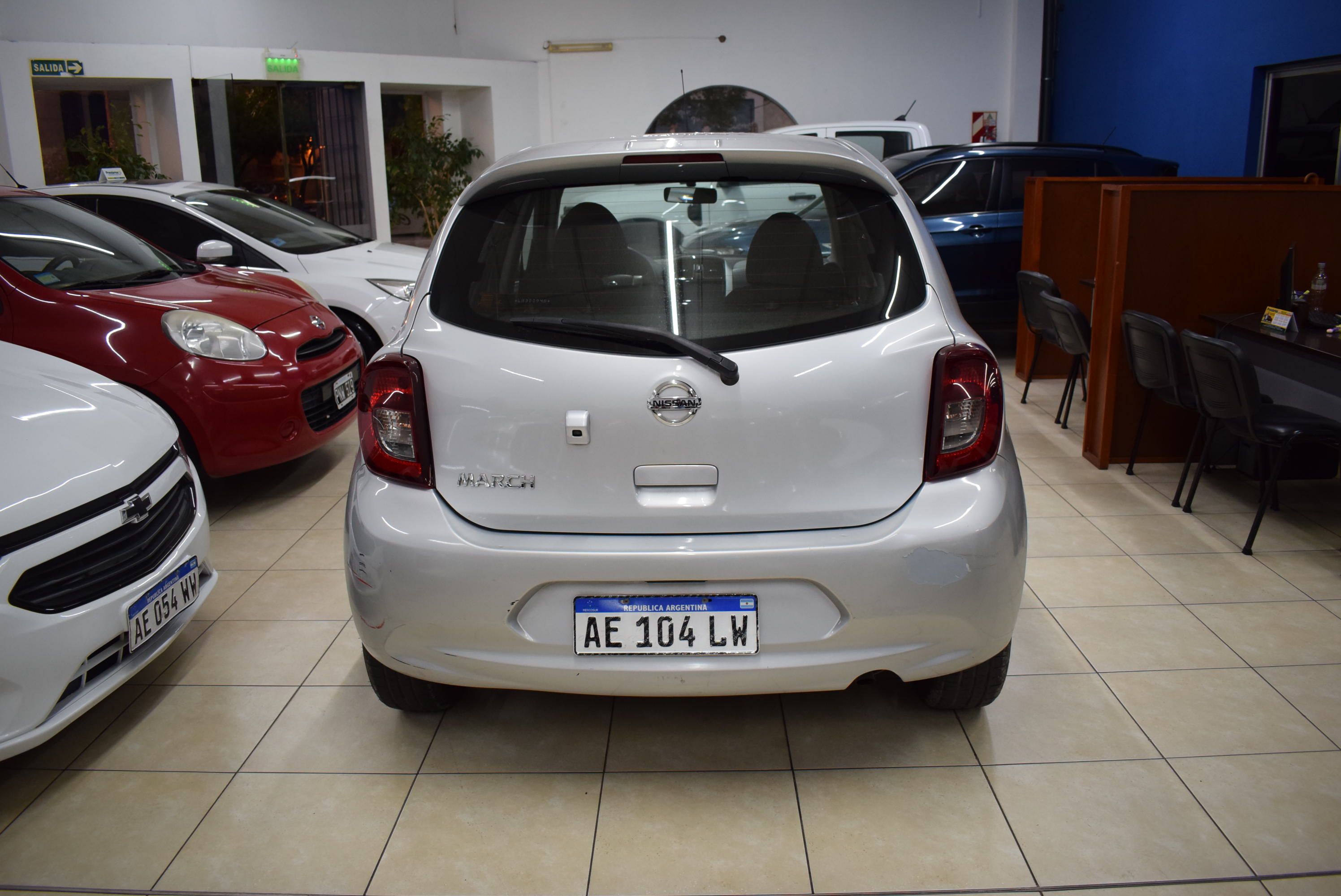 Nissan MARCH ADVANCE 1.6 7