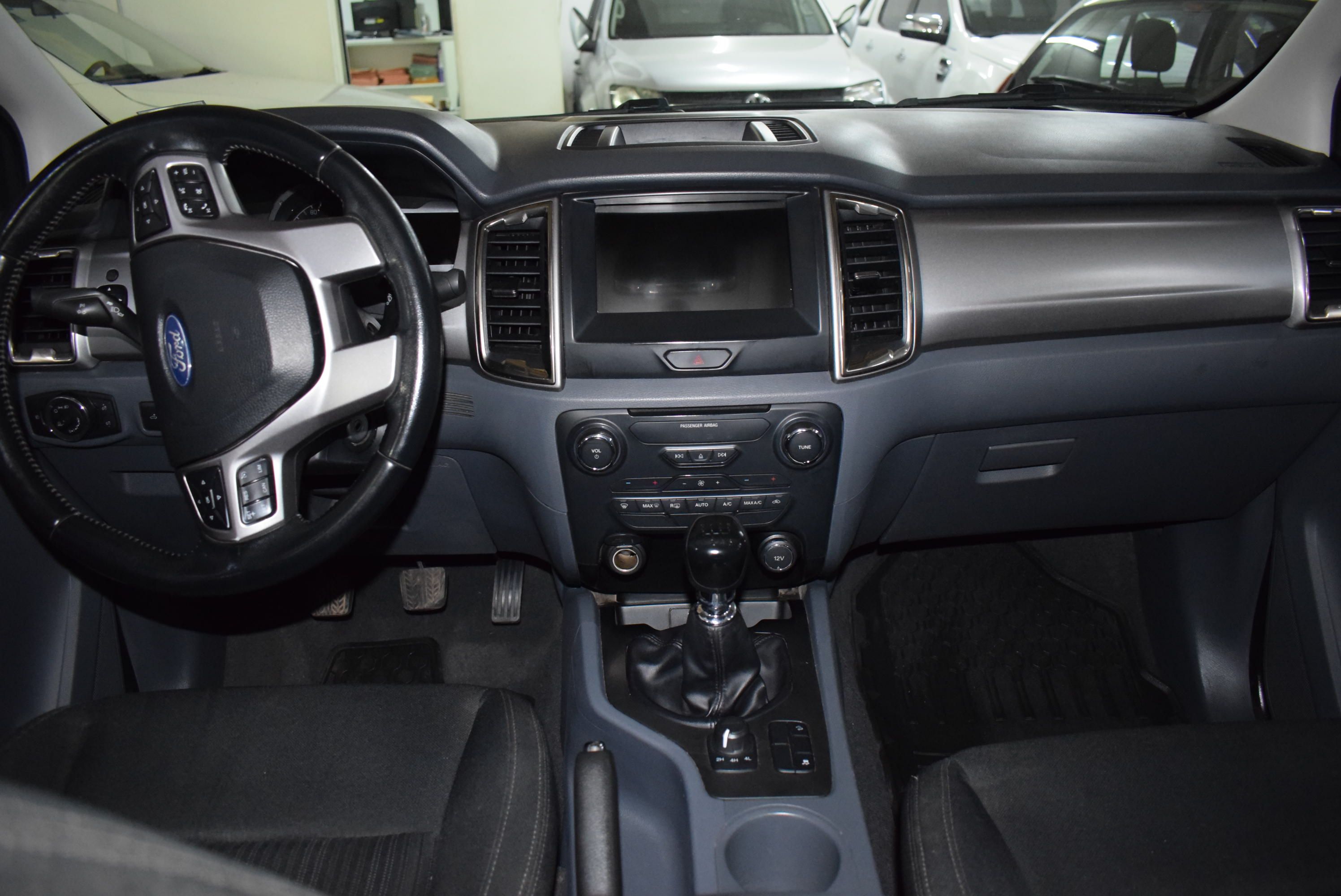 Ford FORD RANGER DC 4X4 XLT MT 3.2L D  4