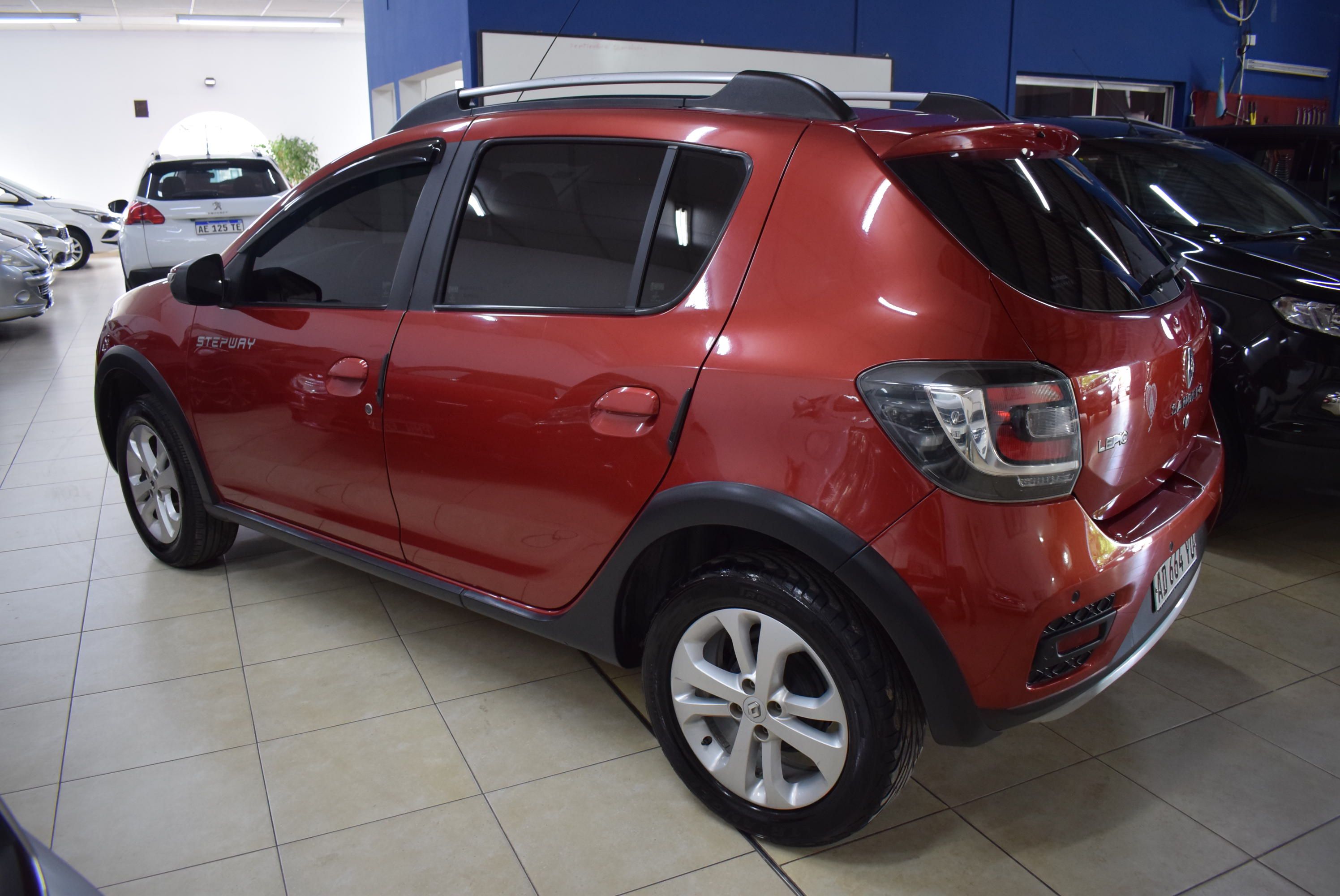 Renault SANDERO STEPWAY PRIVILEGE 4