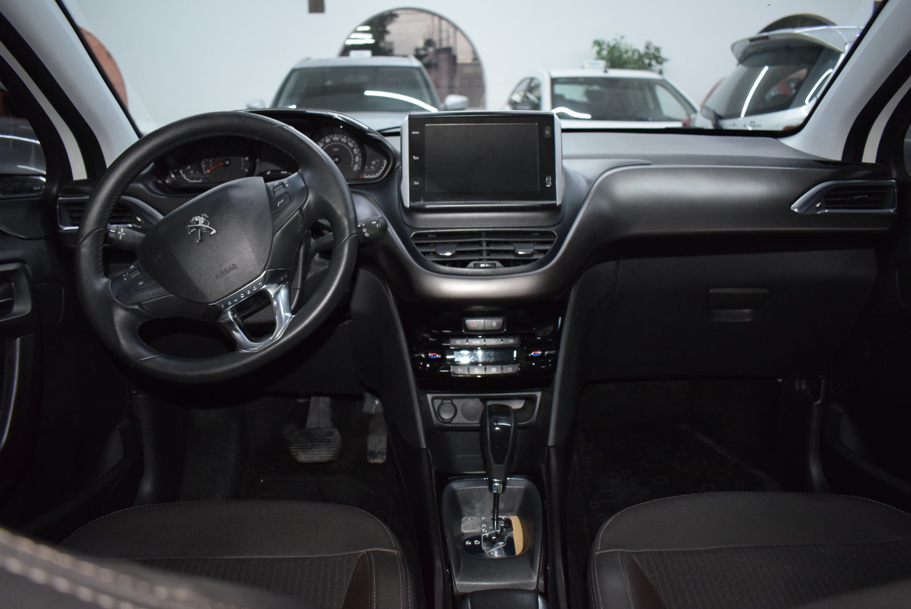 Peugeot 2008 SPORT 1.6 THP 4