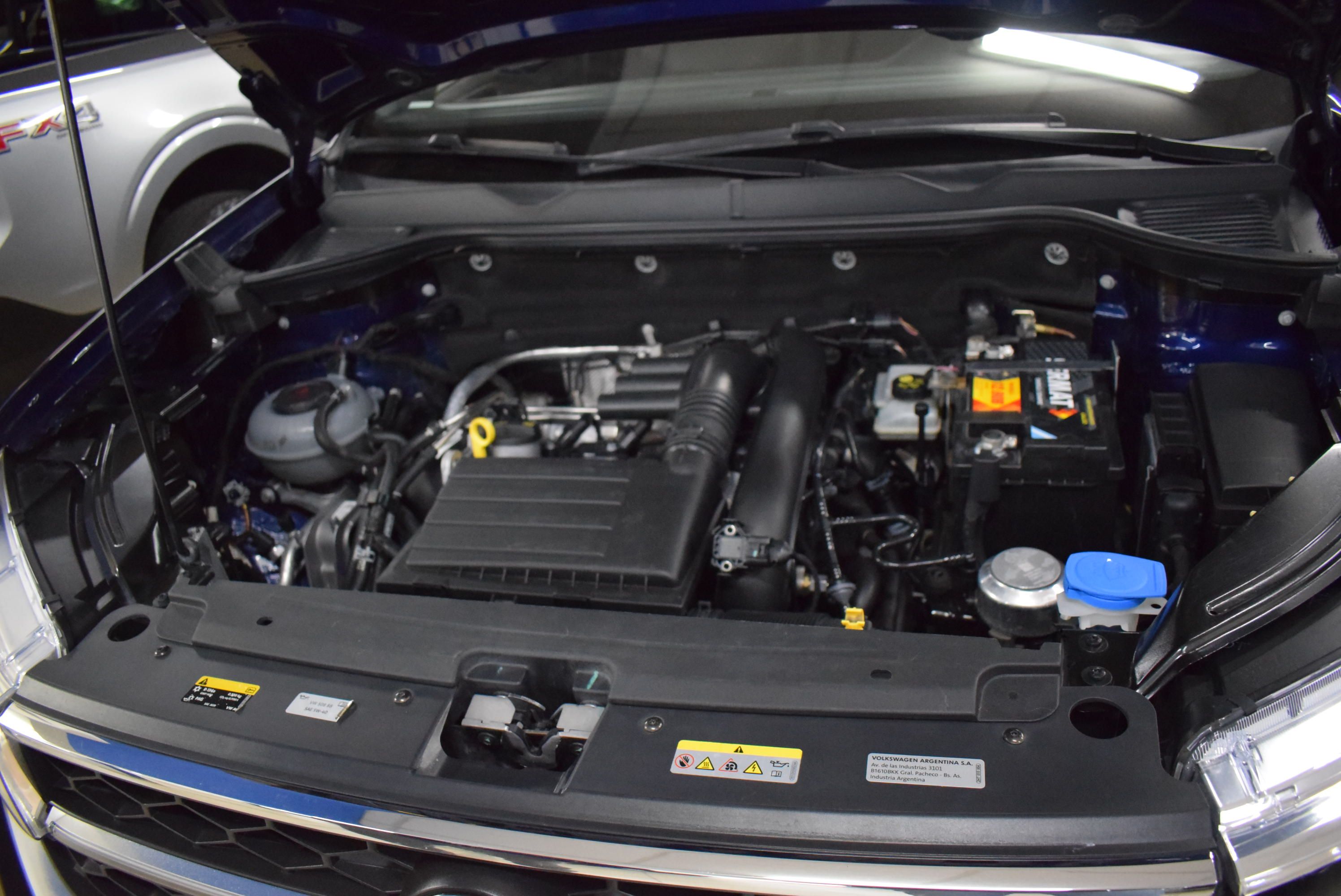 Volkswagen TAOS 1.4 HIGHLINE 8