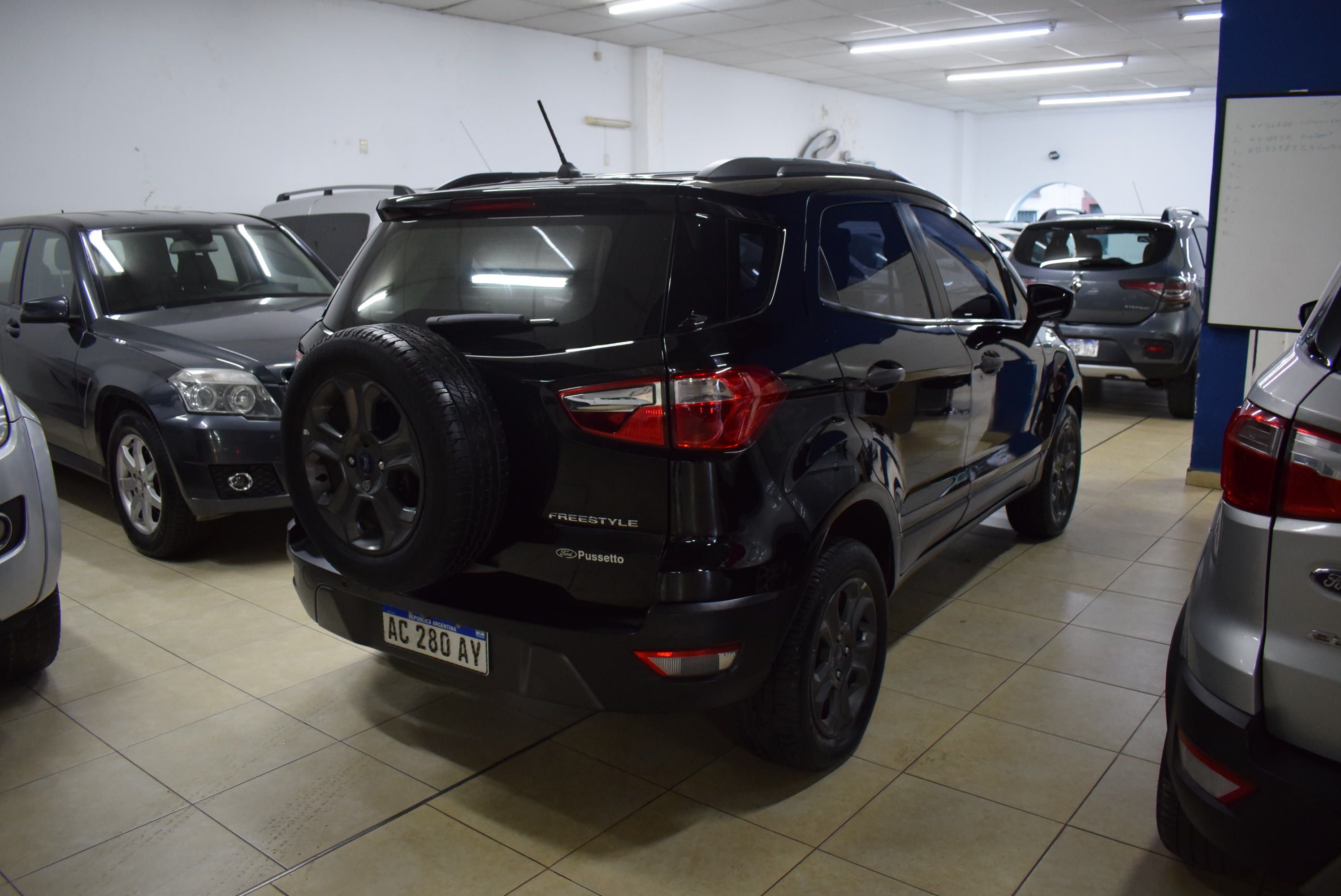 Ford ECOSPORT 1.5 FREESTYLE 5