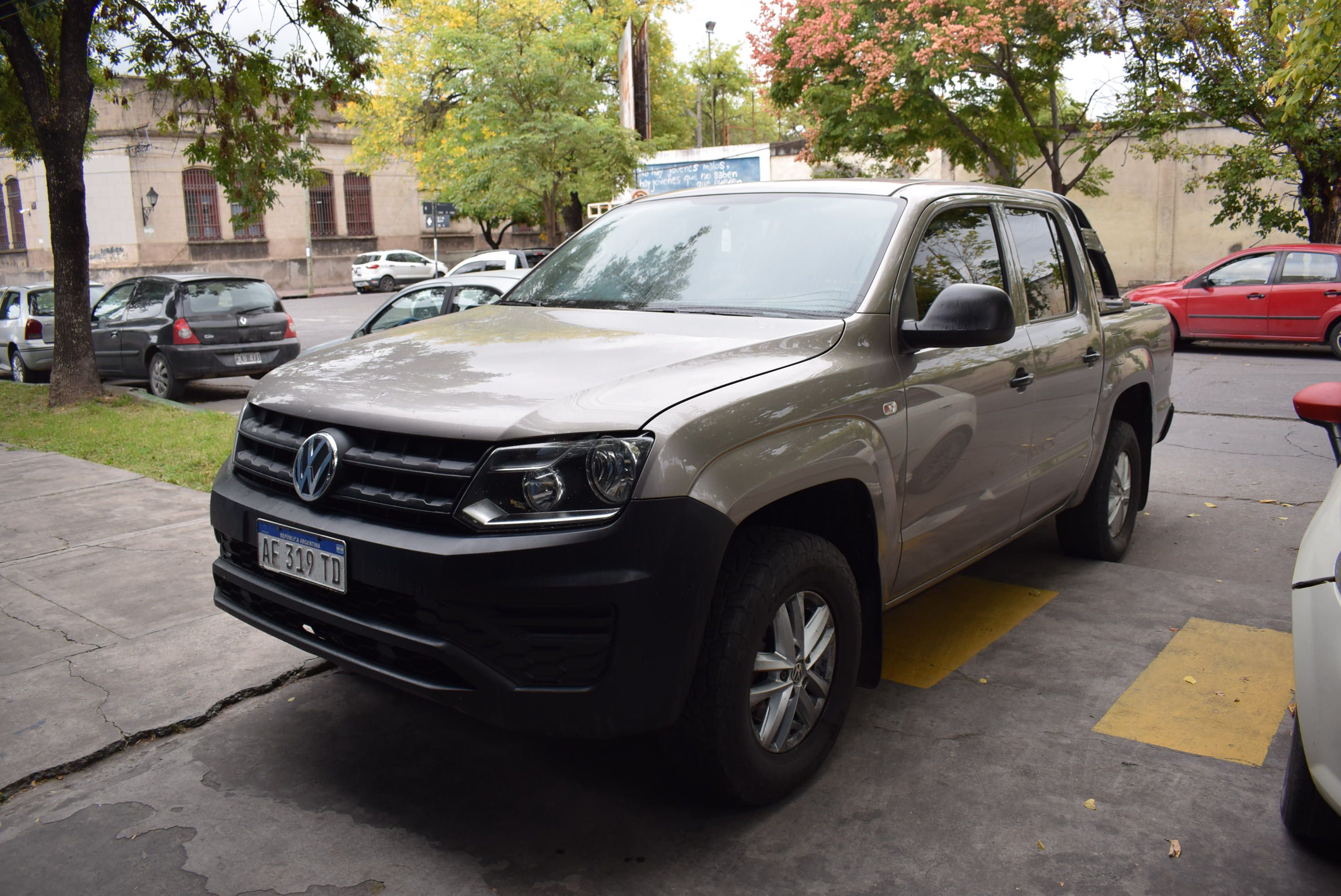 Volkswagen AMAROK TRENDLINE 2.0 4X2 3