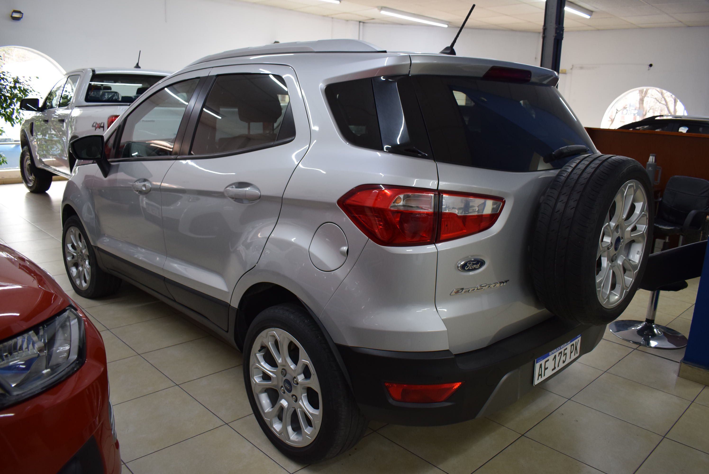 Ford ECOSPORT TITANIUM  8