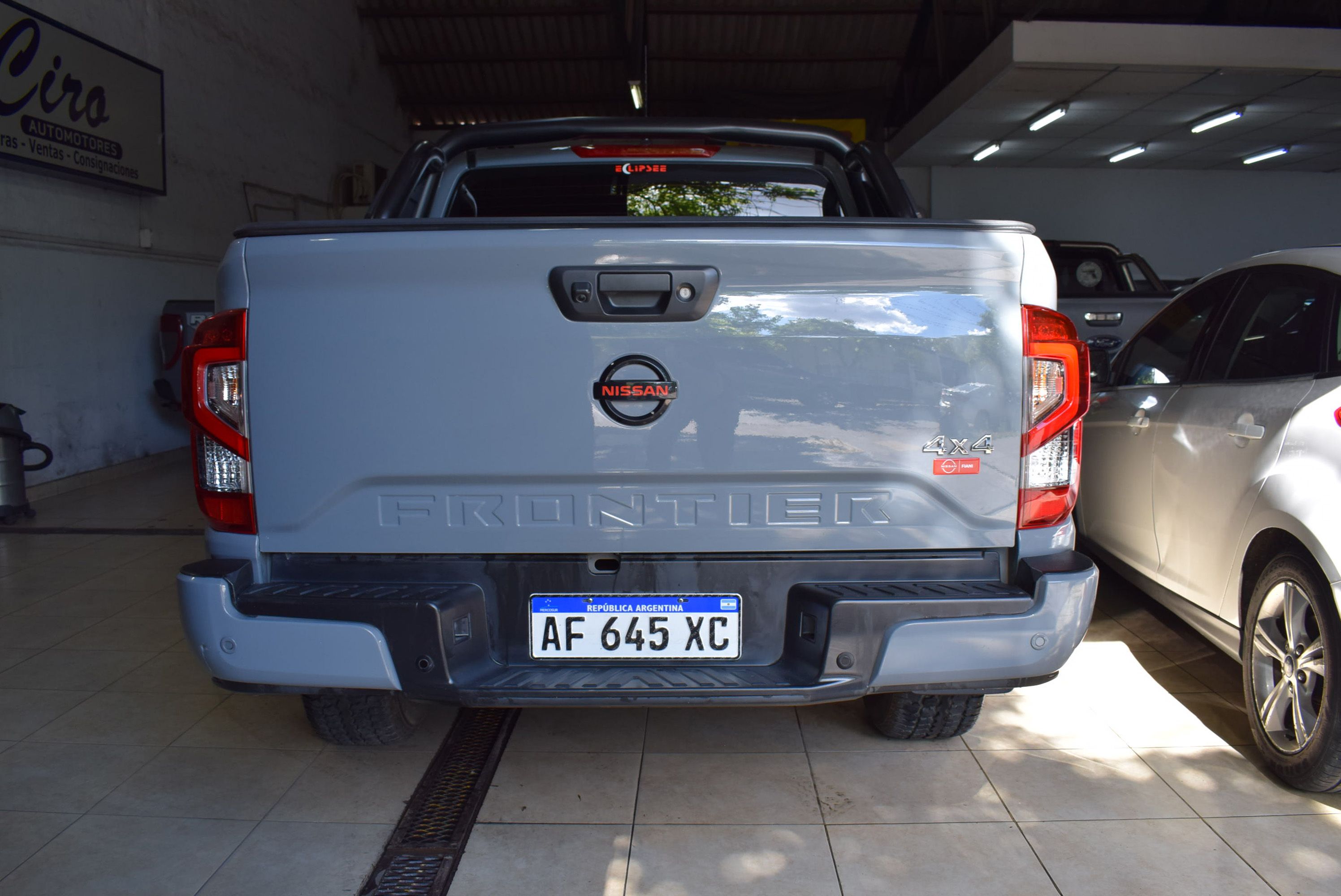 Nissan FRONTIER PRO4X 4X4 AT 2.3 D CD 4