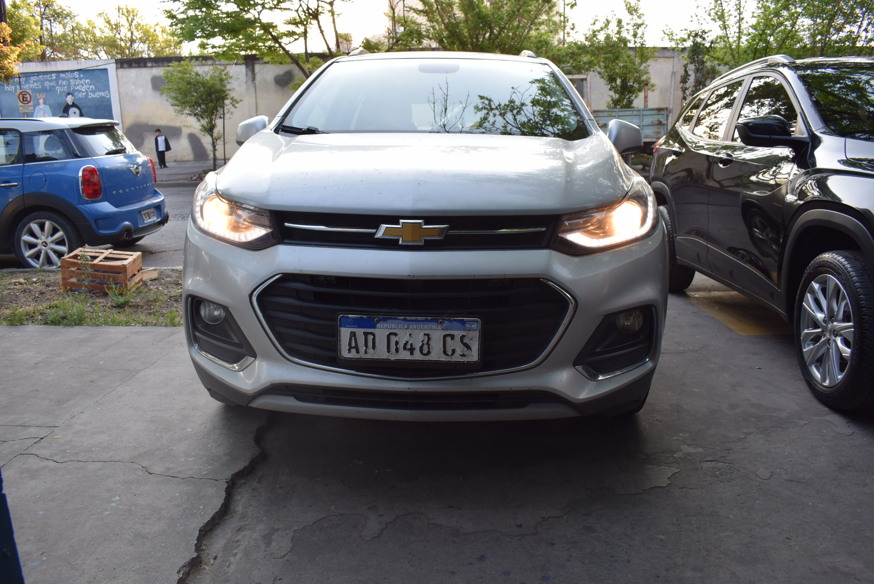 Chevrolet TRACKER FWD PREMIER 1
