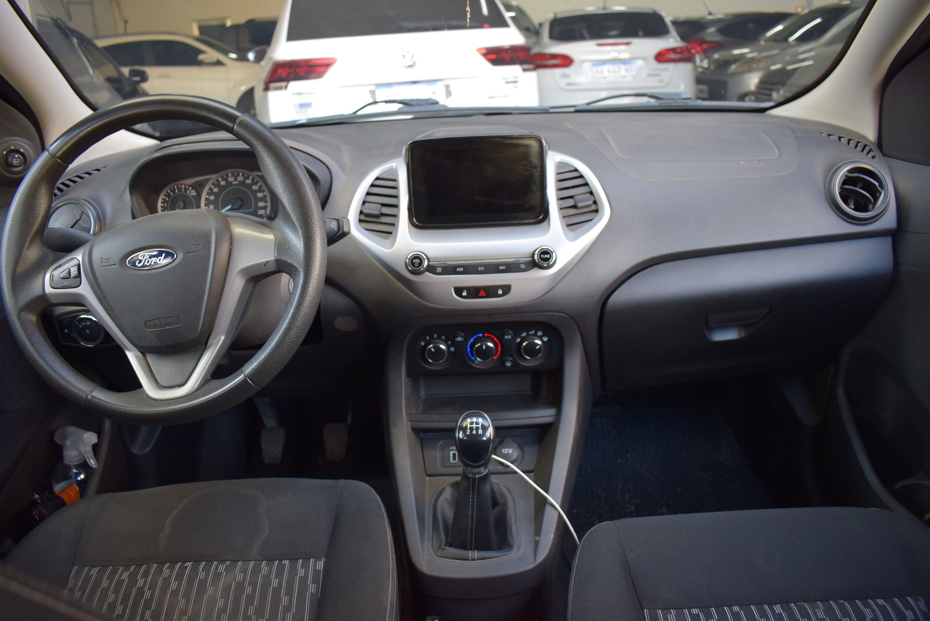 Ford KA 1.5L SE 4