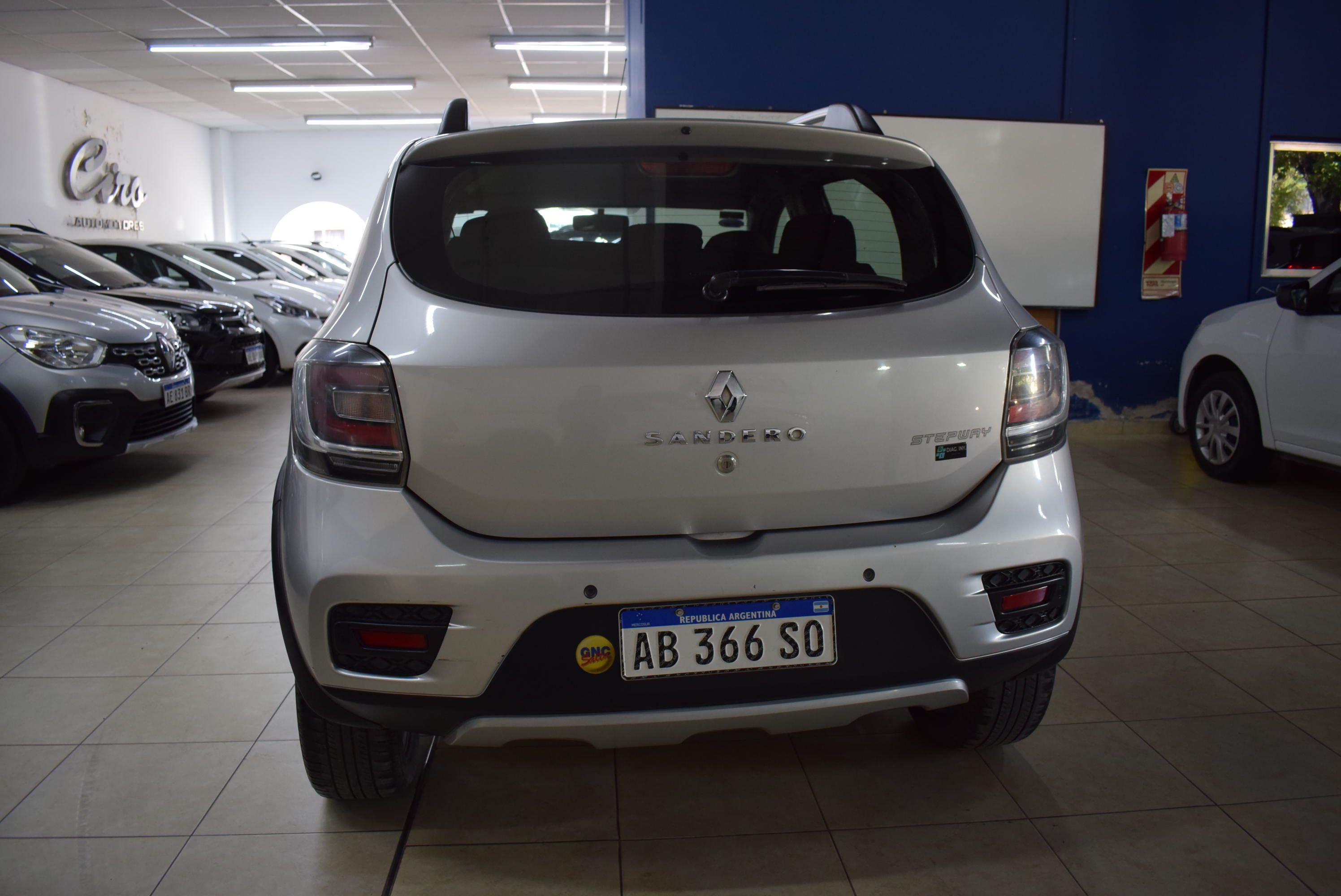Renault SANDERO STEPWAY PRIVILEGE 7