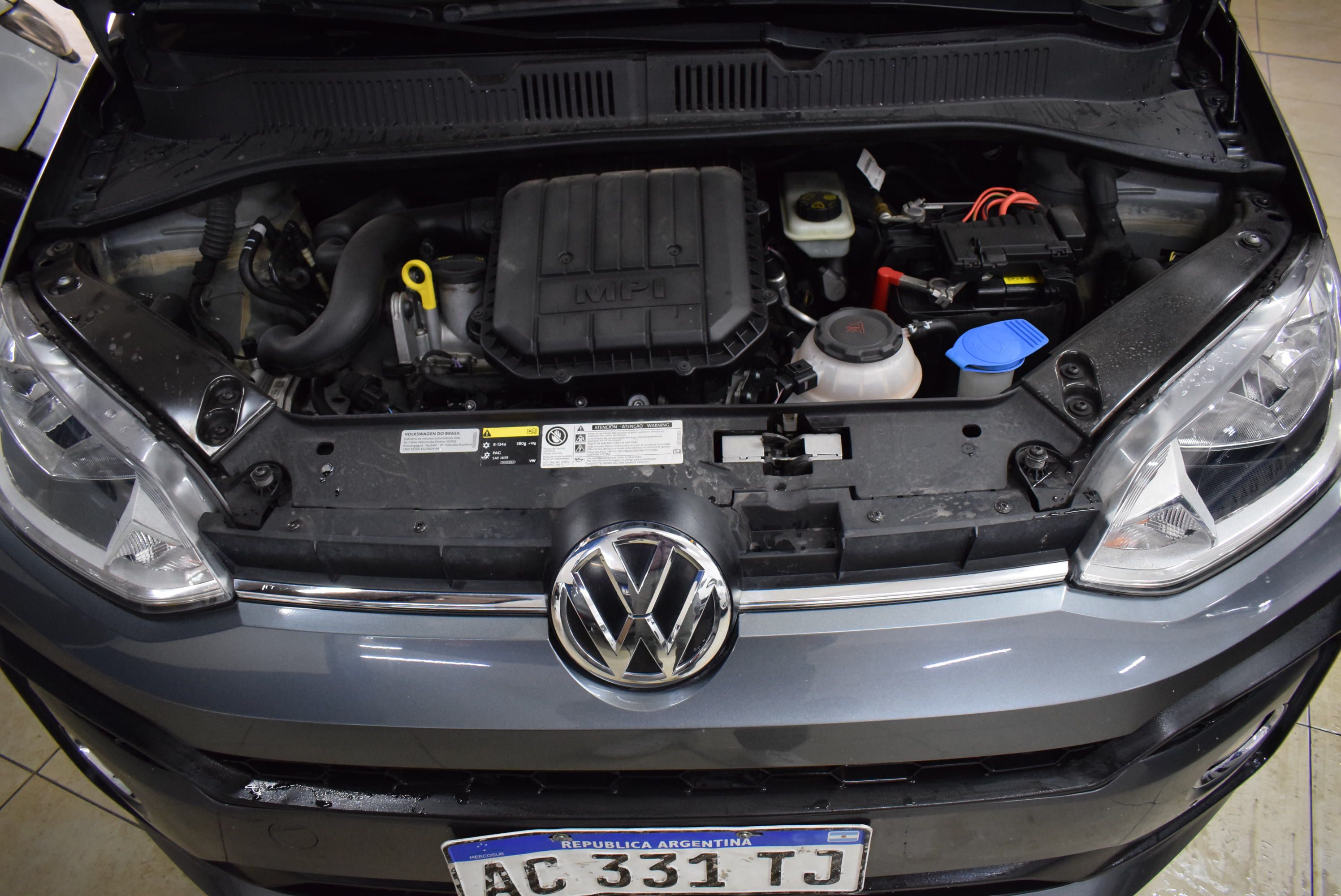 Volkswagen HIGH UP  6