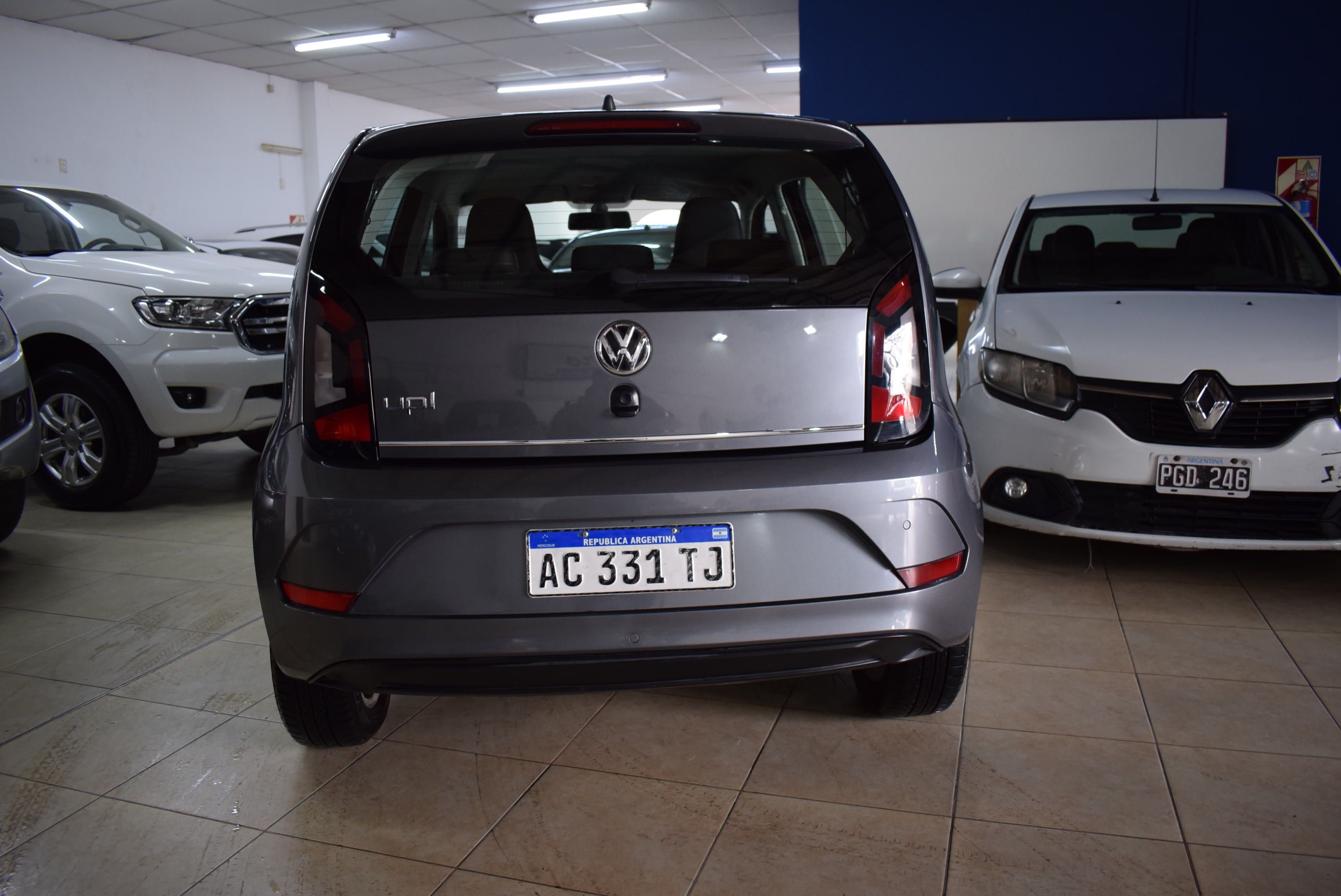 Volkswagen HIGH UP  8