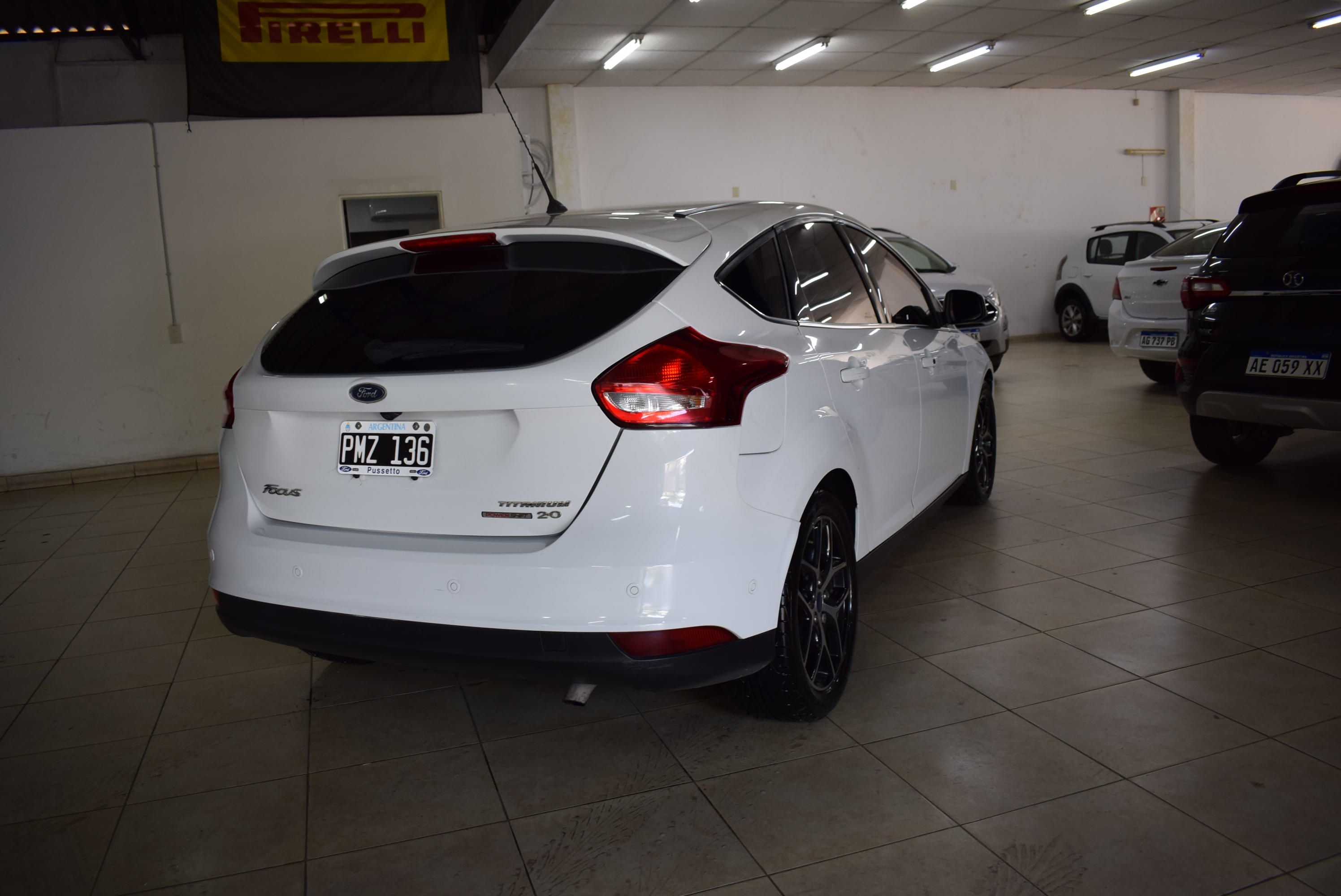 Ford FOCUS TITANIUM AT 4