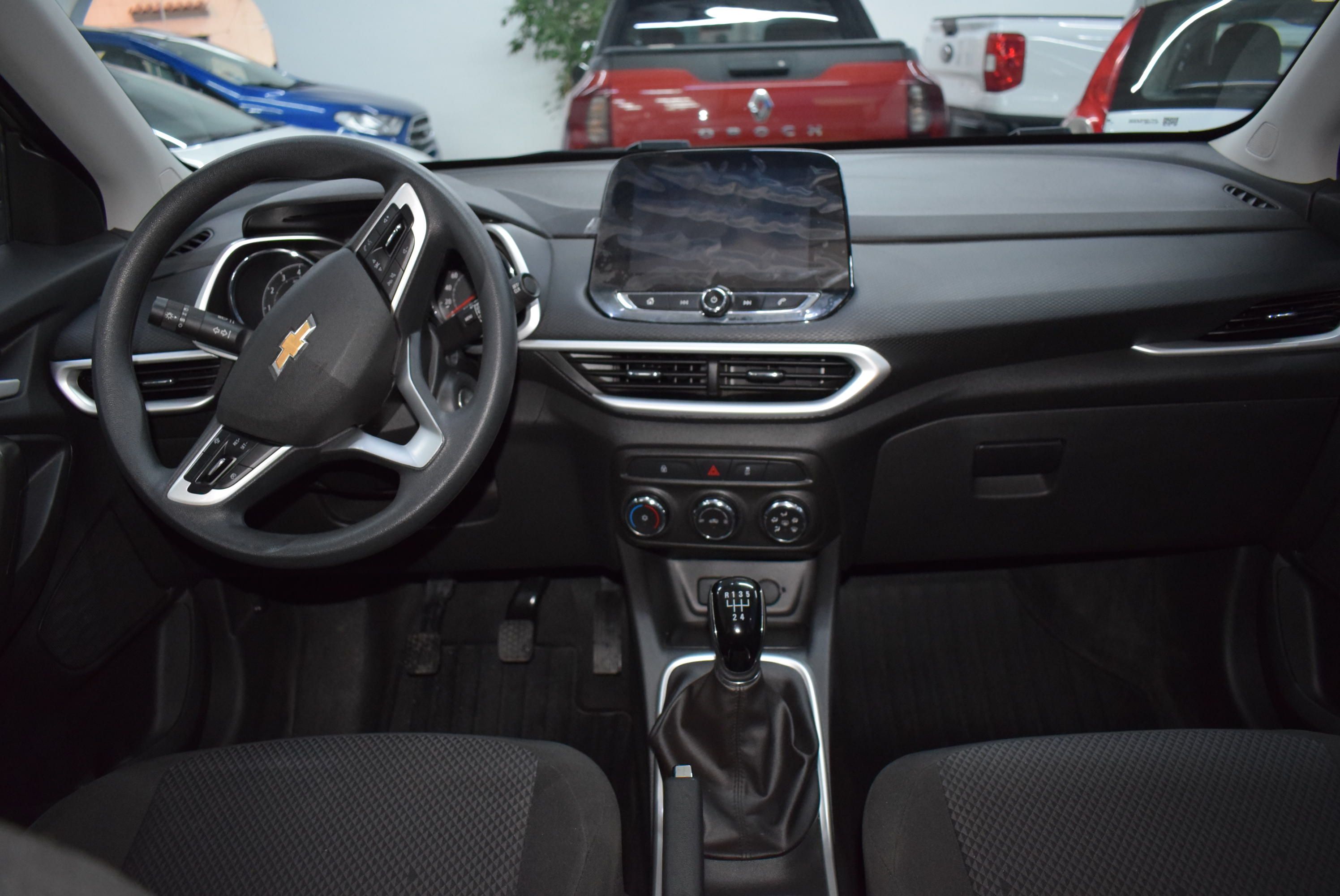 Chevrolet TRACKER TURBO 1.2T MT 4
