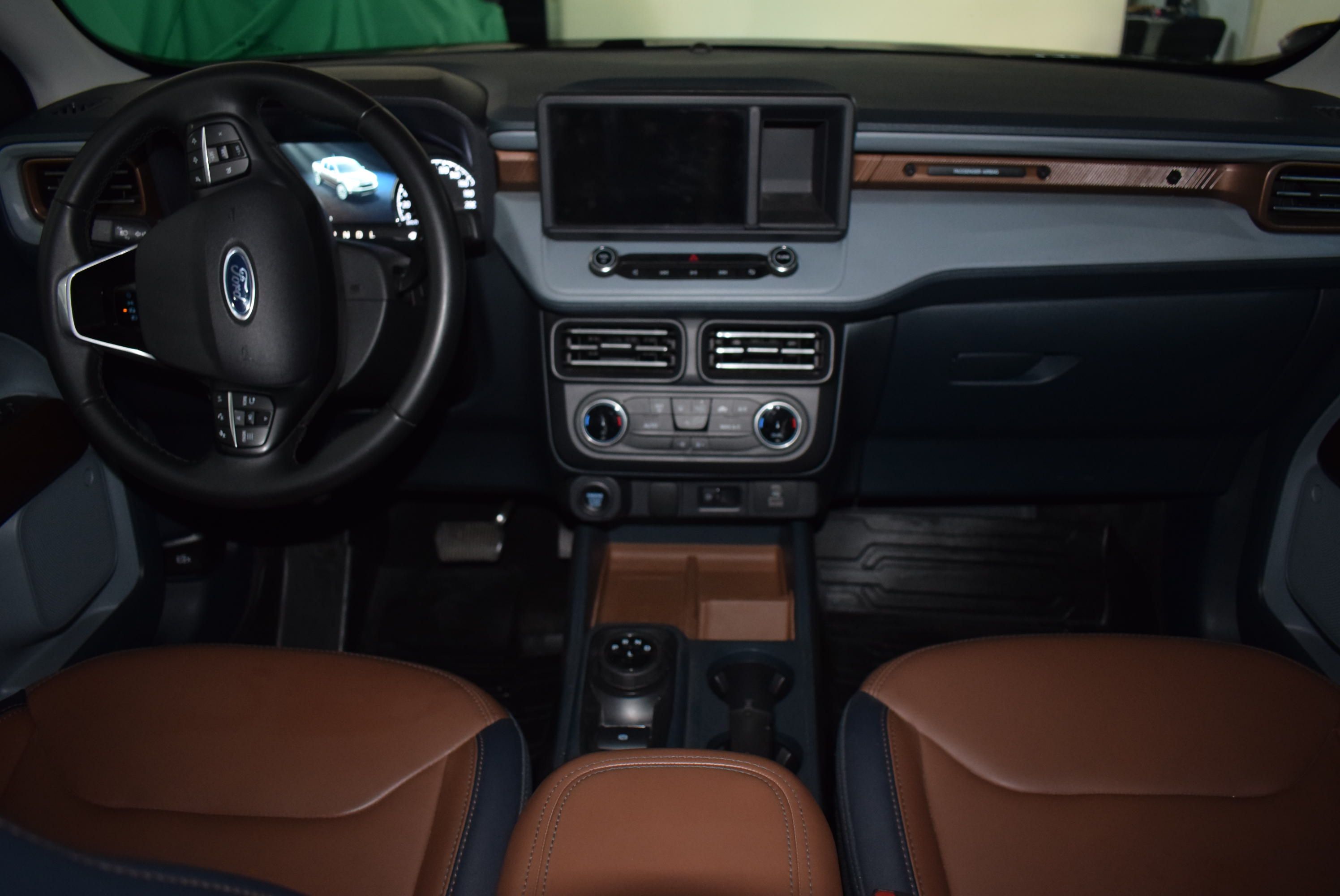 Ford MAVERICK LARIAT 2.0 8