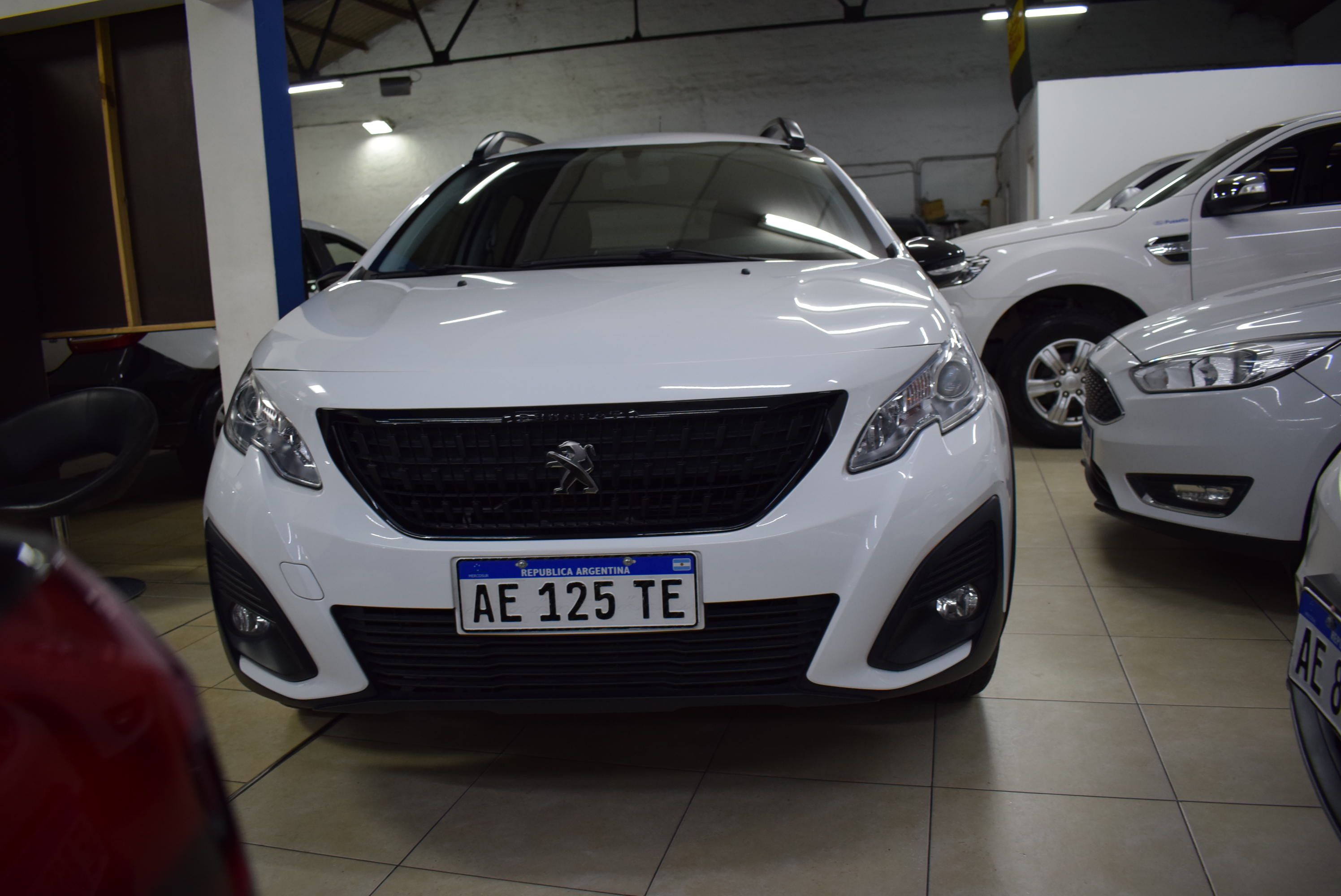 Peugeot 2008 ALLURE  1