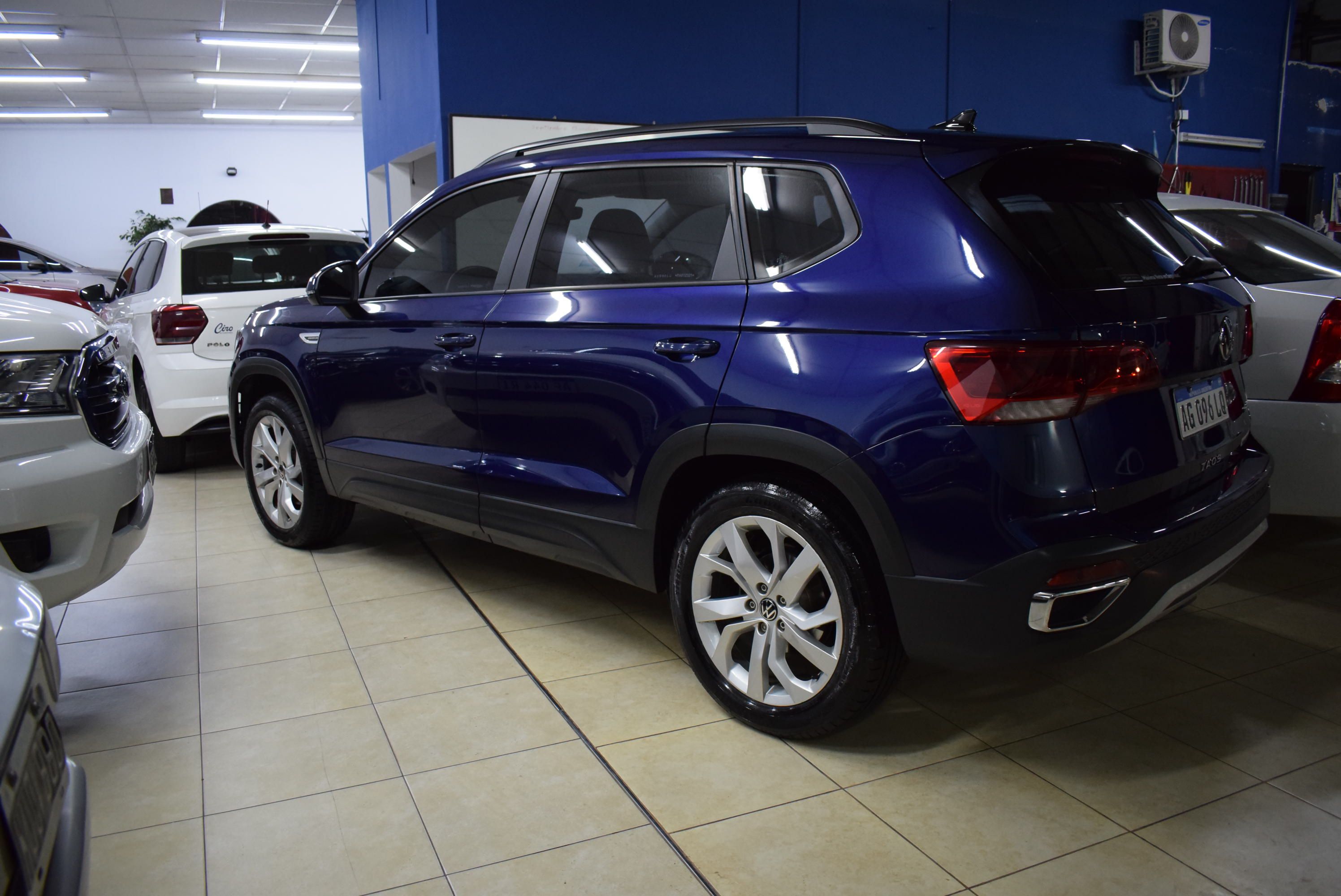 Volkswagen TAOS COMFORTLINE 1.4 250 TSI AT 2