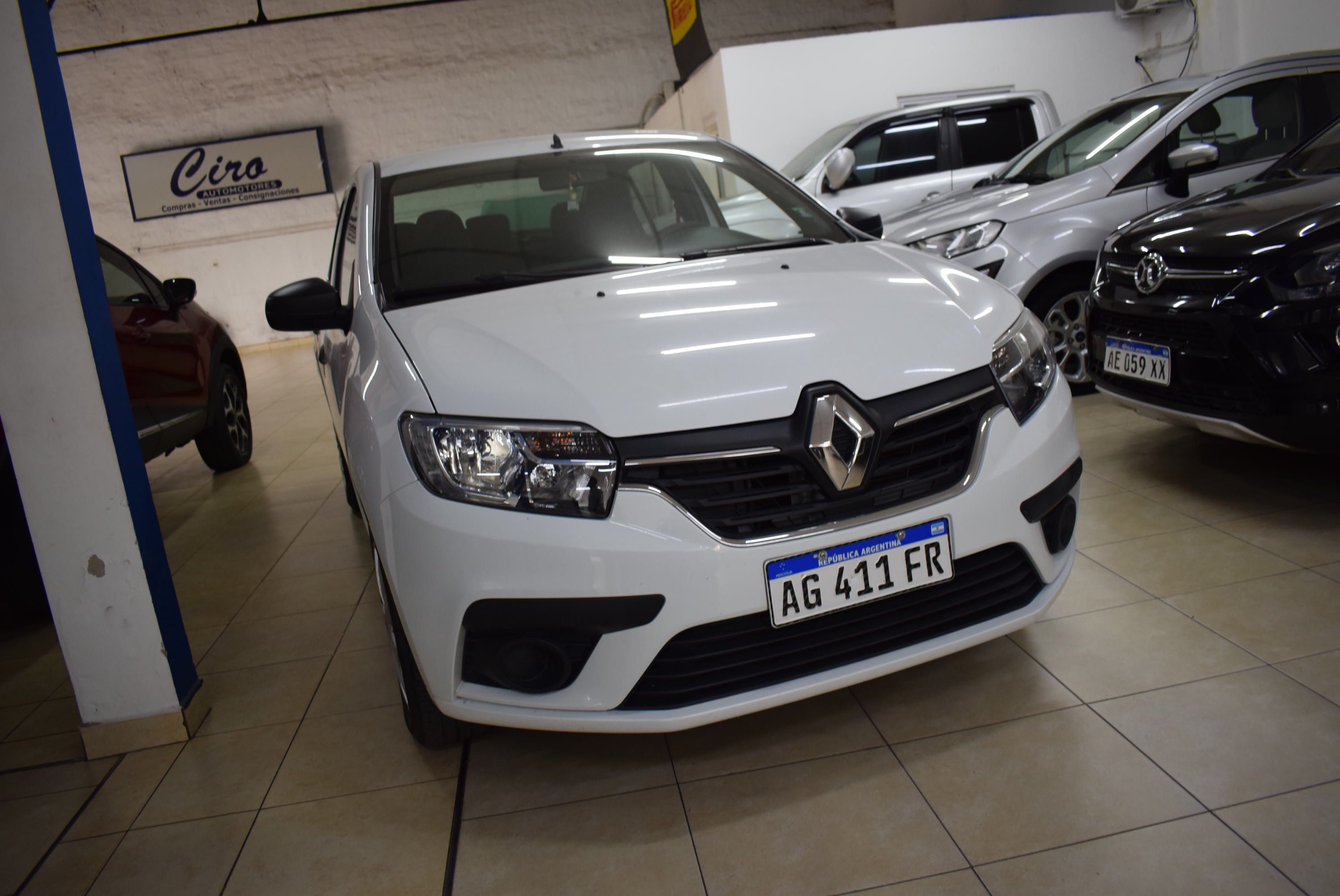 Renault LOGAN LIFE 1.6 2