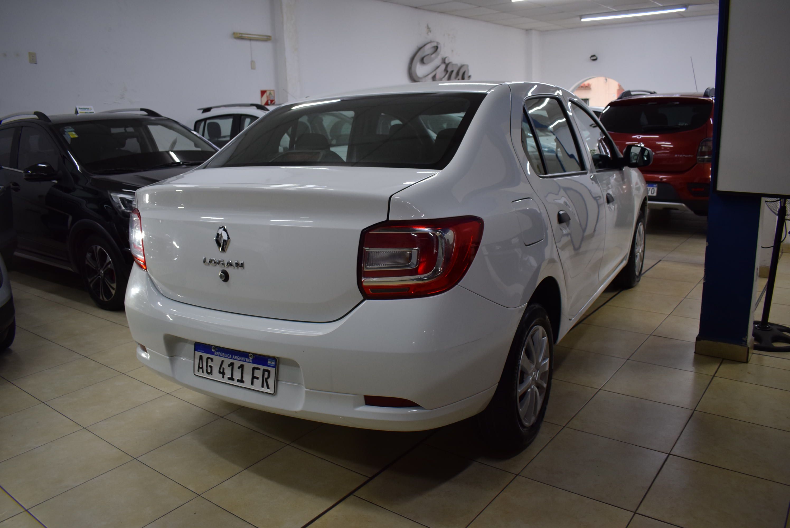 Renault LOGAN LIFE 1.6 3