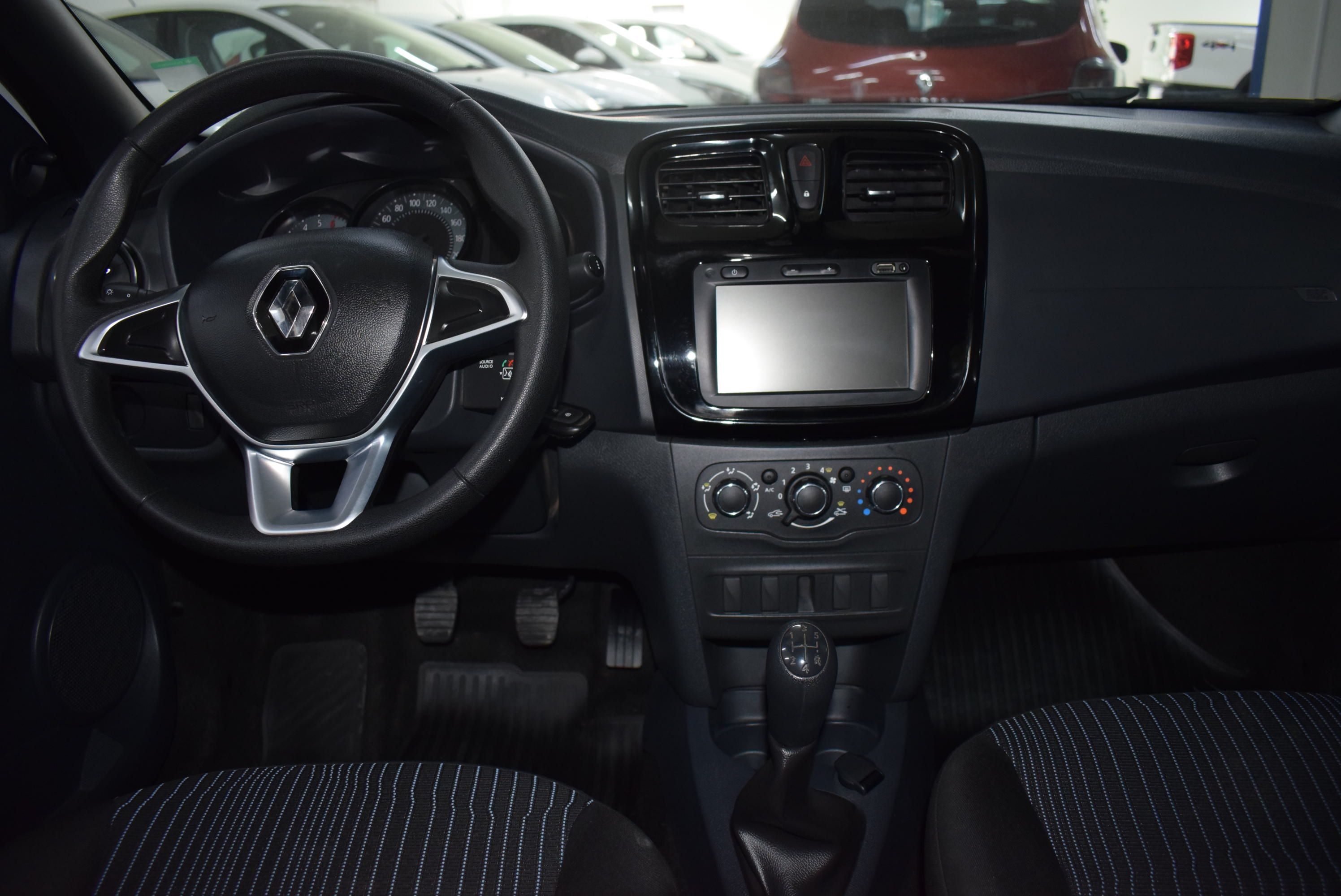 Renault LOGAN LIFE 1.6 5