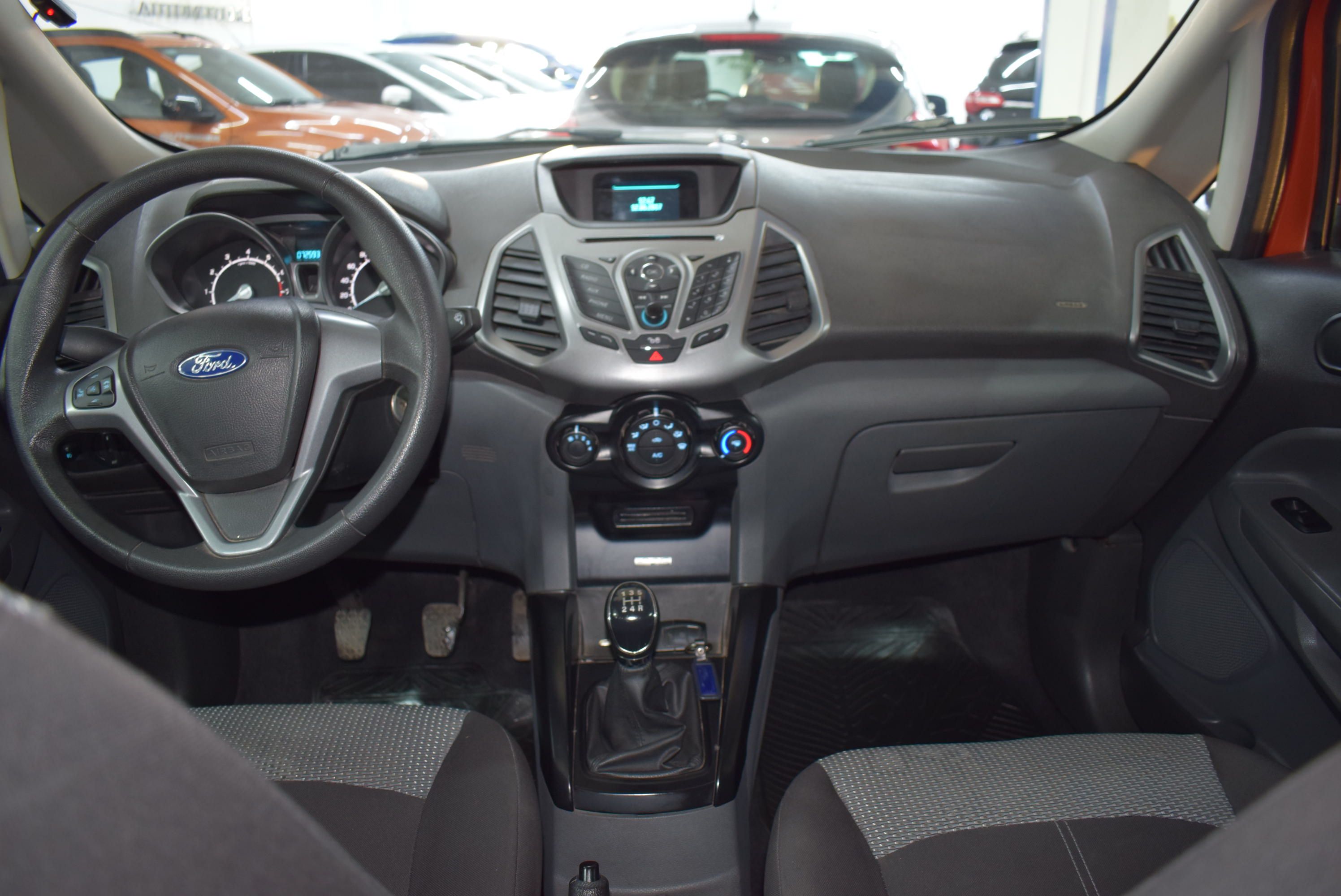 Ford ECOSPORT 6