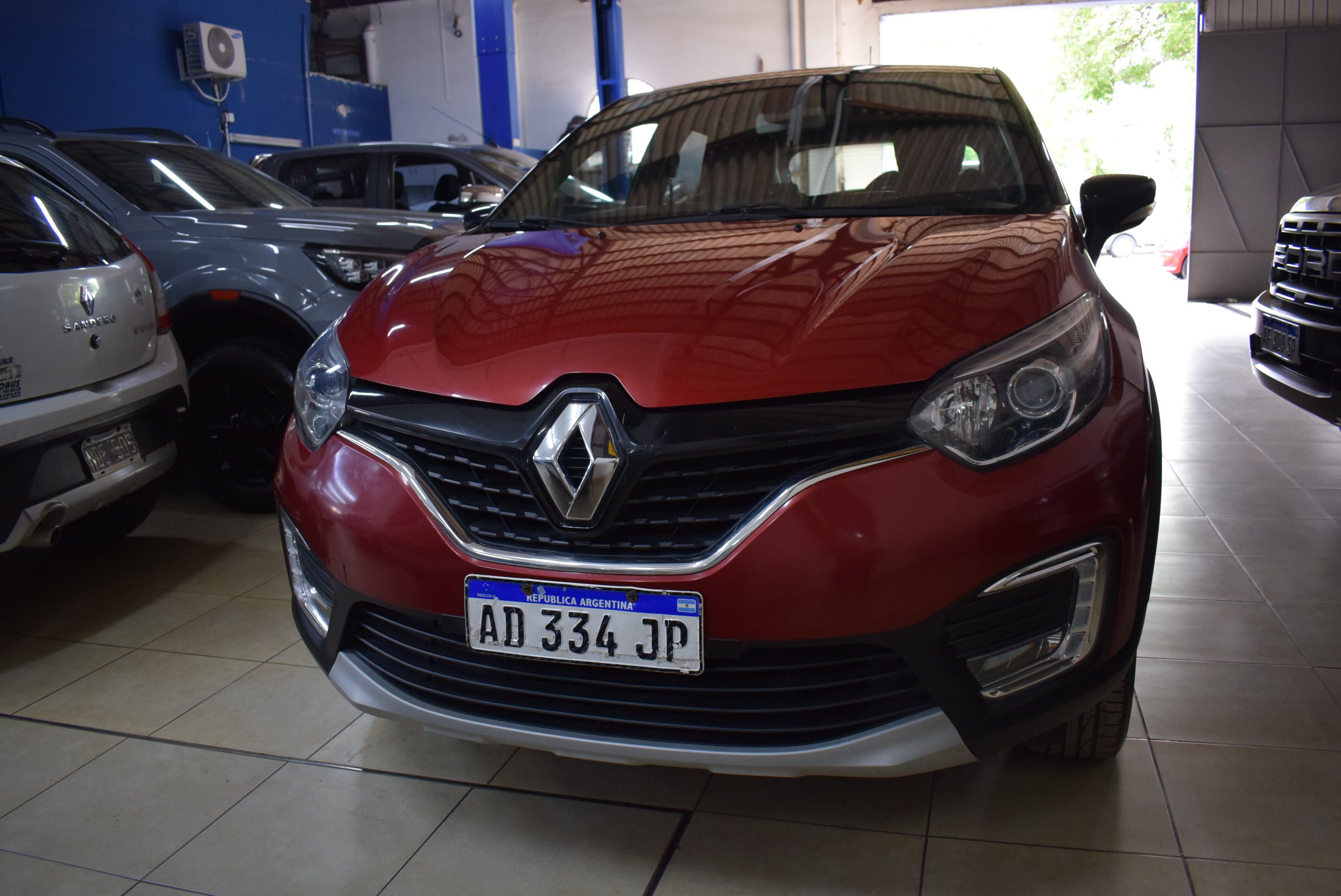 Renault CAPTUR INTENS 1.6 CVT 2