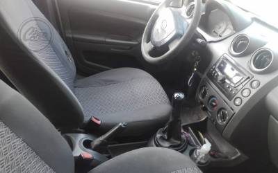 FORD FIESTA MOD 2006 FULL CON GNC