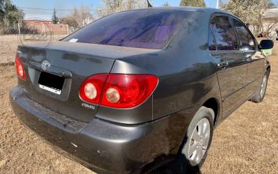 Vendo o Permuto Toyota Corolla XEI automático modelo 2007