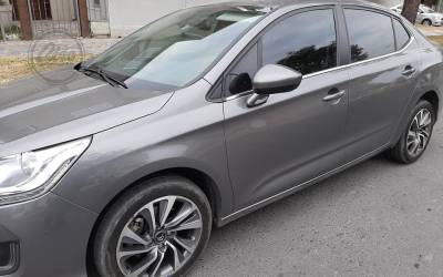 Citroën C4 Lounge 2017 automático