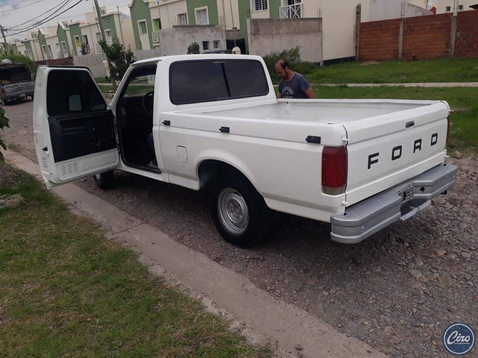 F 100 88 GNC TITULAR EXCELENTE ESTADO COMO SE VÉ POR UTILITARIO CHICO MENORMAYOR VALOR 1
