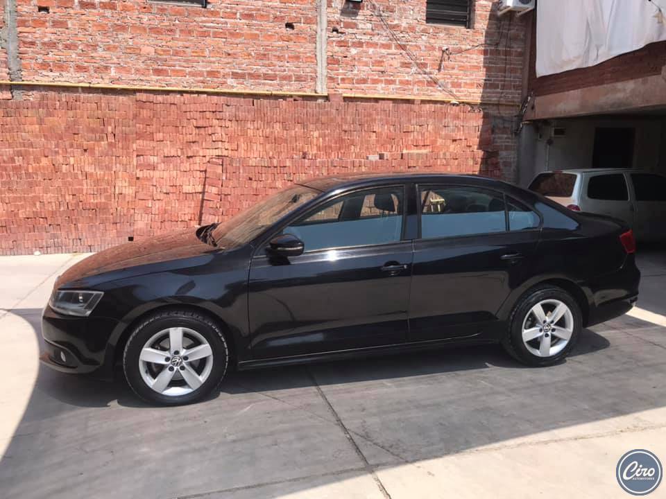 vw vento 2012 3