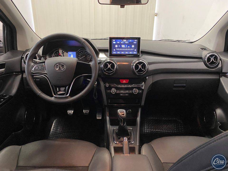 2019 Baic Senova X25 1